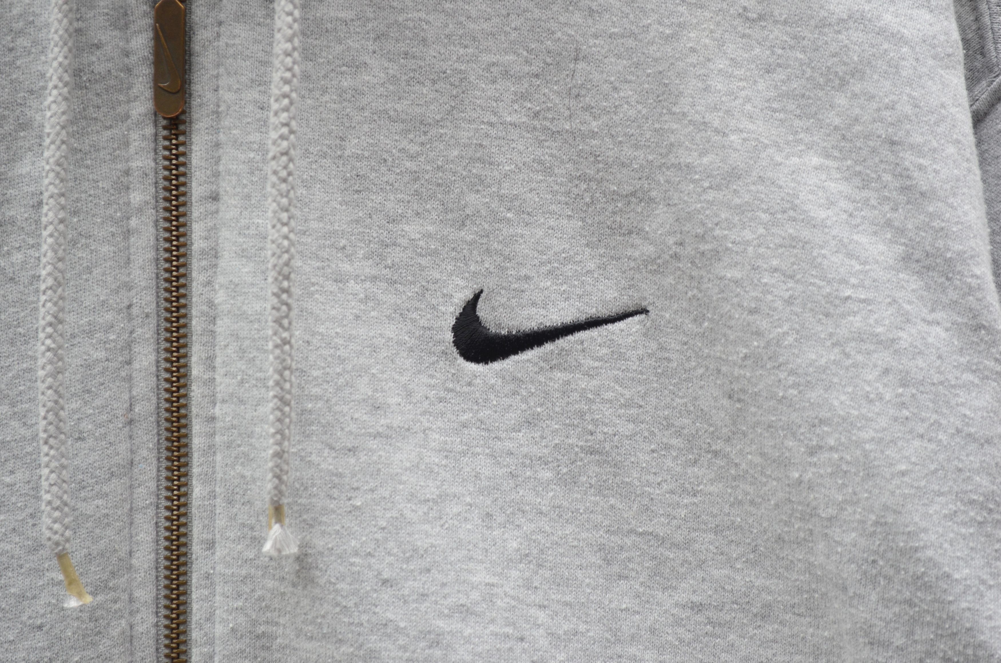 Nike × Vintage Vintage Nike Full Zip Embroided Logo Grey Hoodie 90s y2k Size US S / EU 44-46 / 1 - 4 Thumbnail