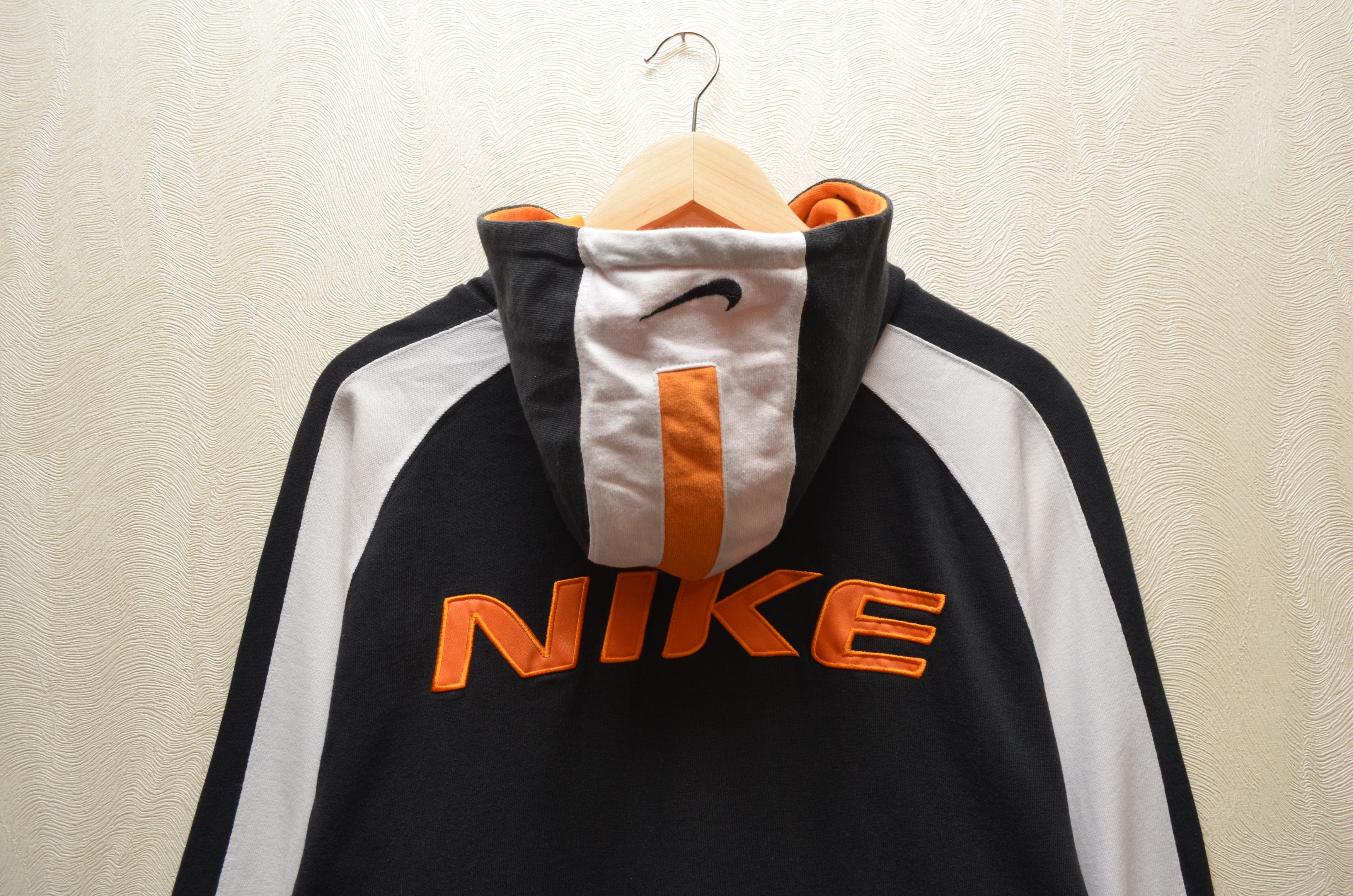 Nike × Vintage Nike Vintage Big Embroided Logo Hoodie 90s y2k Size US M / EU 48-50 / 2 - 6 Thumbnail