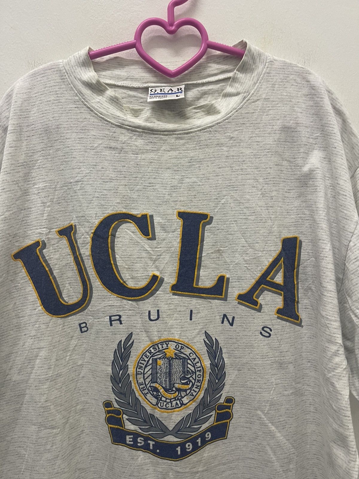 Vintage Rare Vintage UCLA BRUINS Spell Out Big Logo Size US L / EU 52-54 / 3 - 2 Thumbnail