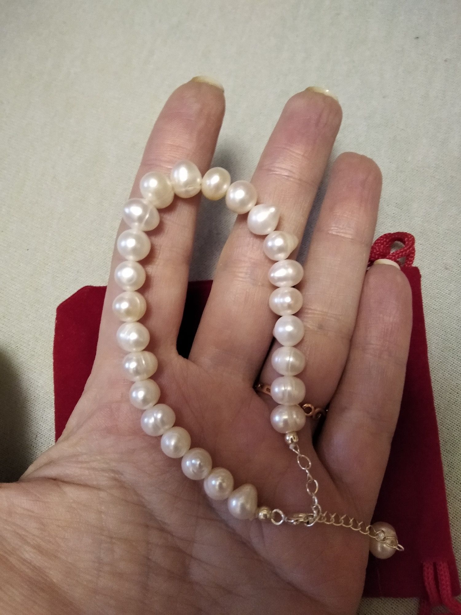 Jewelry 7mm Pearl Bead Bracelet Size ONE SIZE - 1 Thumbnail