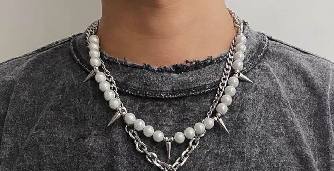 Jewelry Rivets Pearl Beads Chains Necklaces Size ONE SIZE - 2 Thumbnail