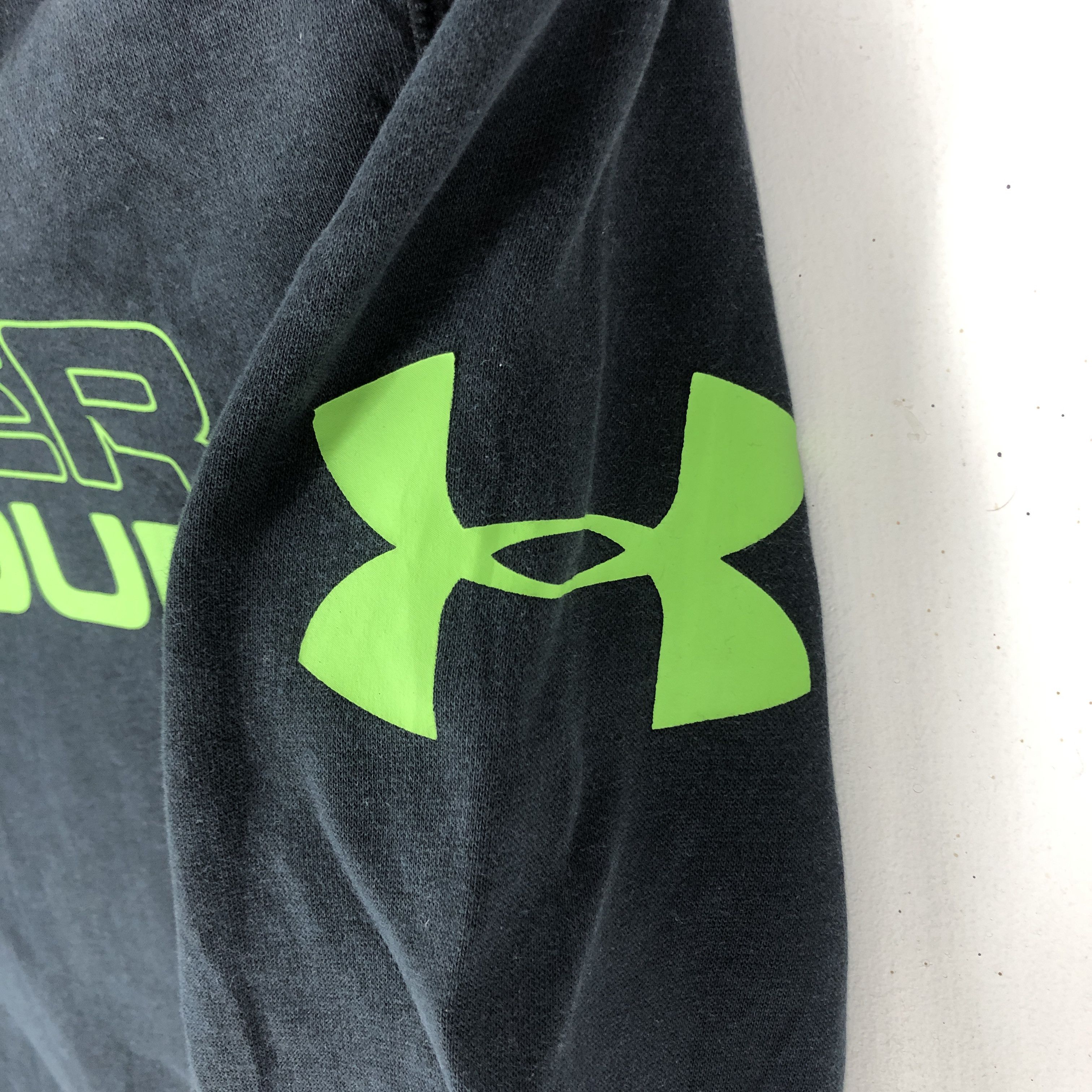 Under Armour UNDER ARMOUR Hoodie Pullover #2127-73 Size US M / EU 48-50 / 2 - 3 Thumbnail