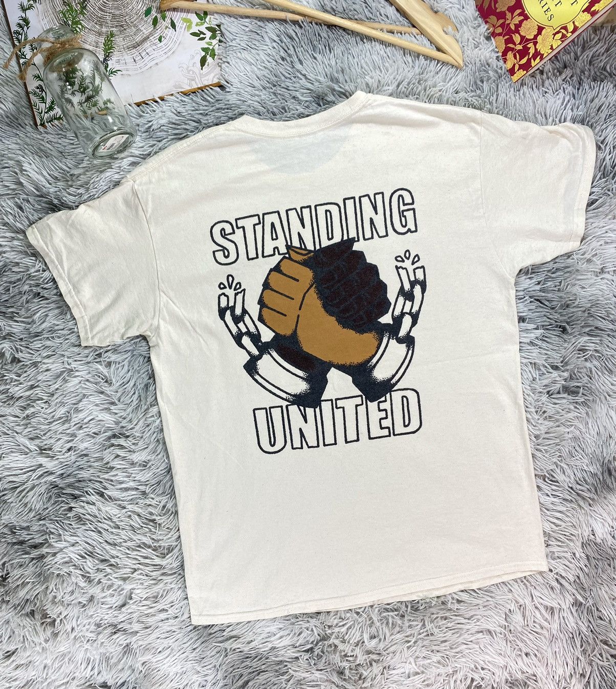 Vintage Vintage Standing United Solidarity Size L Size US L / EU 52-54 / 3 - 1 Thumbnail