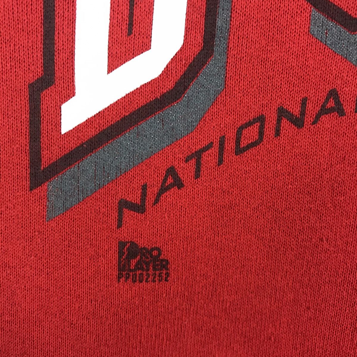 Fruit Of The Loom × NBA Vintage Chicago Bulls Hoodie Pullover Sweatshirt Size US XL / EU 56 / 4 - 5 Thumbnail