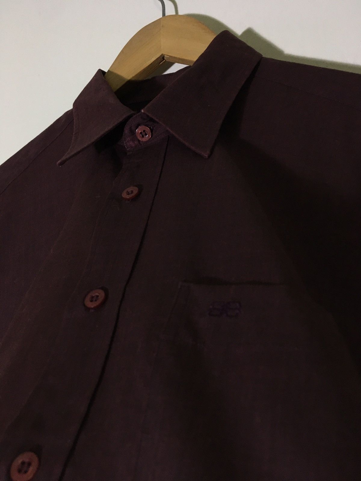 Balenciaga Balenciaga Button-Up Shirt Embroidery Small Logo Size US L / EU 52-54 / 3 - 8 Thumbnail