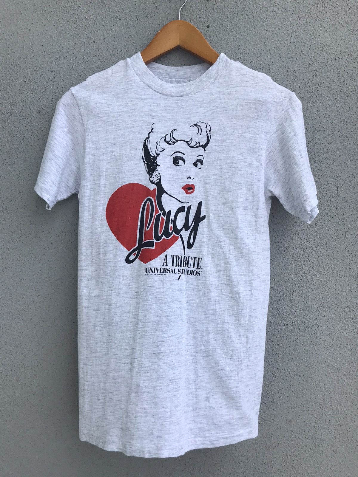 Vintage 90s Lucy A tribute Universal Studio Lucille Ball T-shirt Size US S / EU 44-46 / 1 - 1 Thumbnail