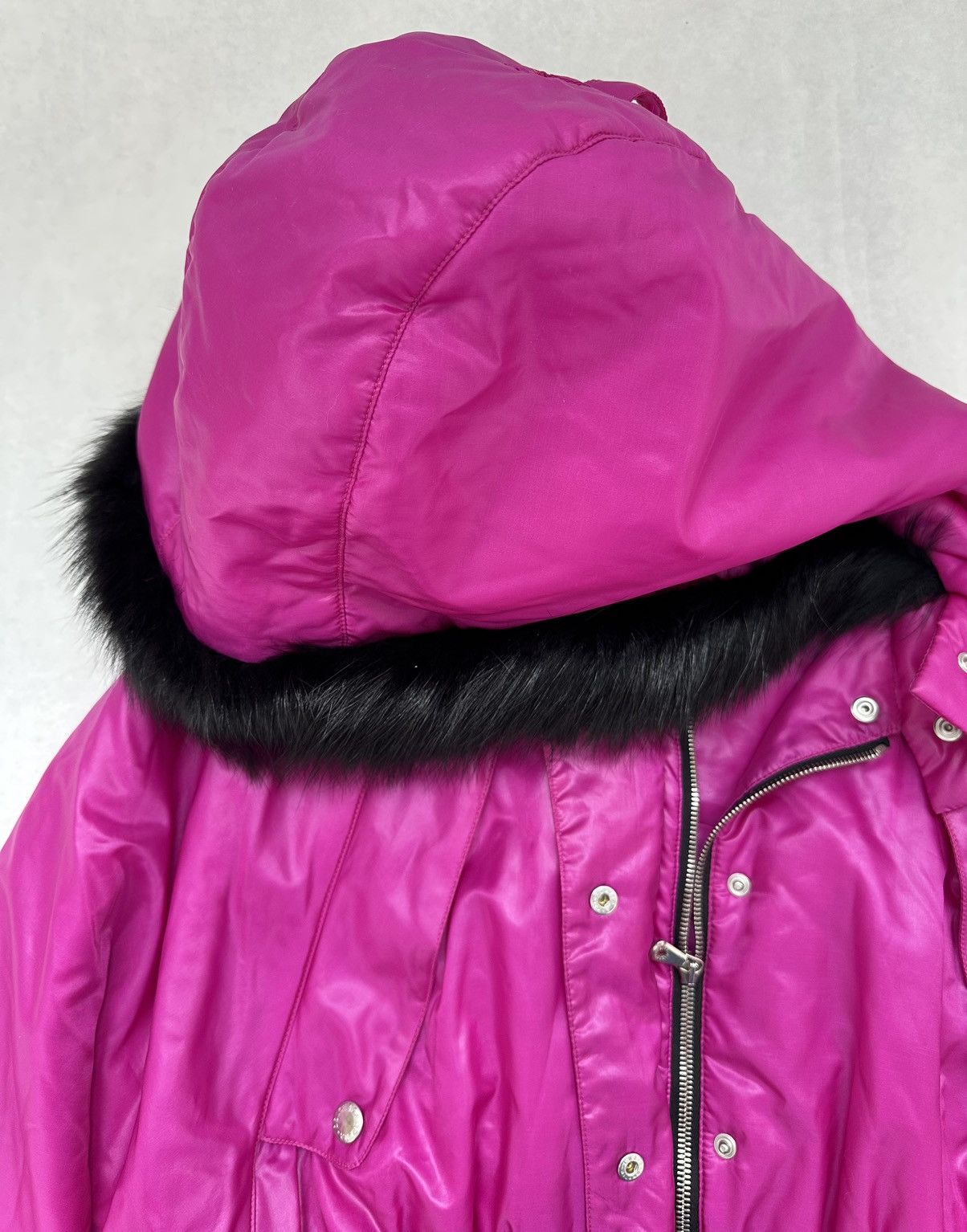 Dolce & Gabbana Dolce&Gabbana FW 2003 Pink Cropped Fur Down Jacket runway Size M / US 6-8 / IT 42-44 - 18 Thumbnail