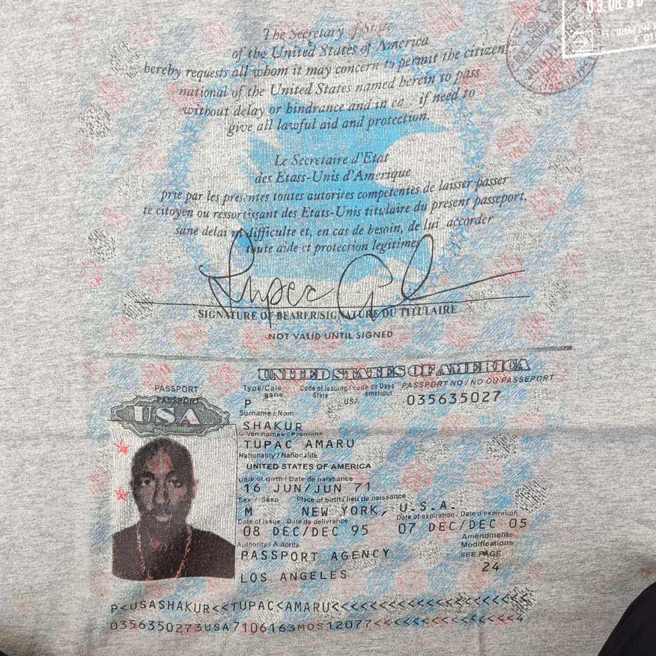 Rap Tees × Vintage vintage tee Tupac Amaru C16 Size US M / EU 48-50 / 2 - 2 Thumbnail