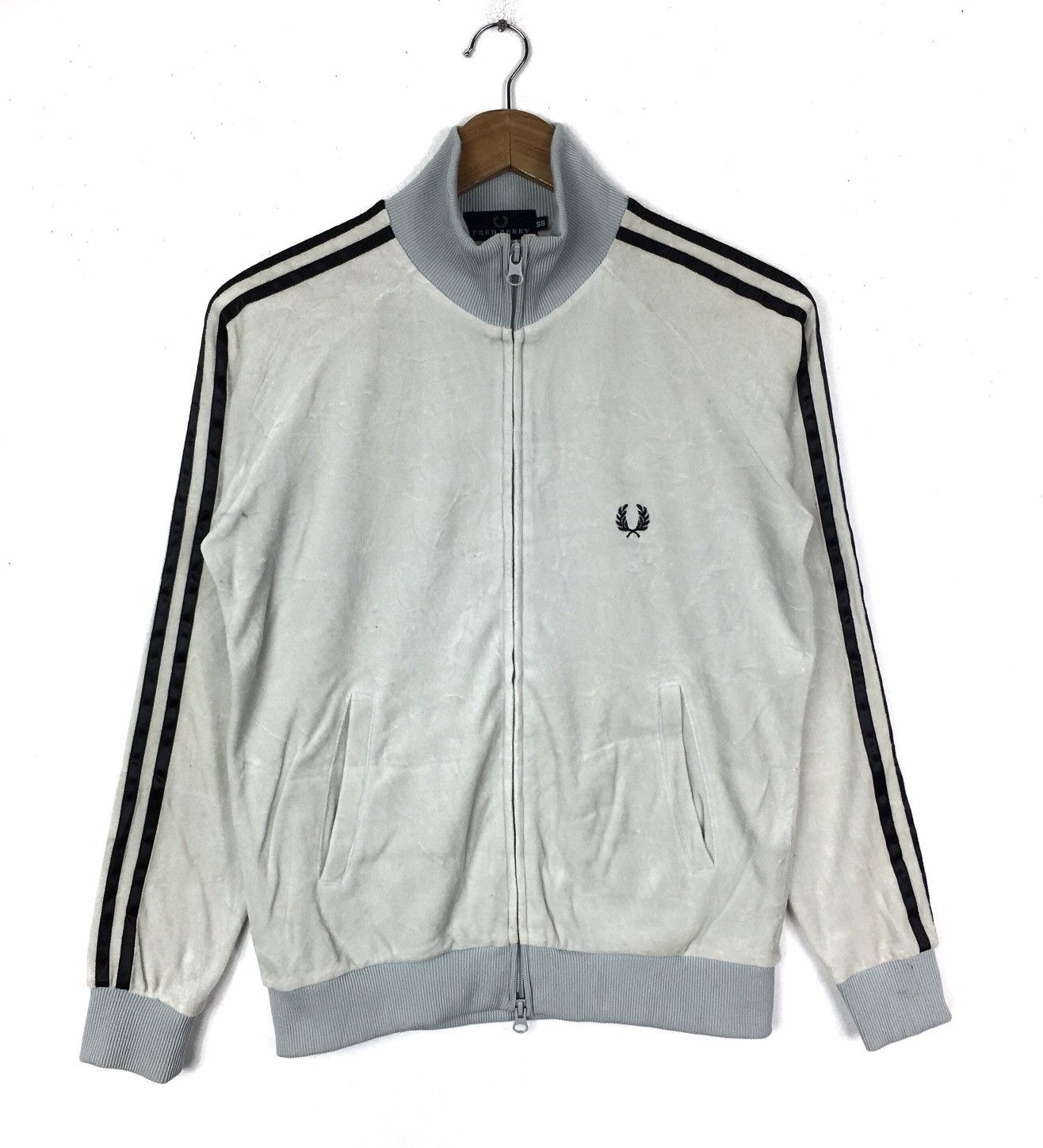 Fred Perry × Vintage VINTAGE FRED PERRY SMALL LOGO CODUROY ZIPPER SWEATER Size US XS / EU 42 / 0 - 1 Thumbnail