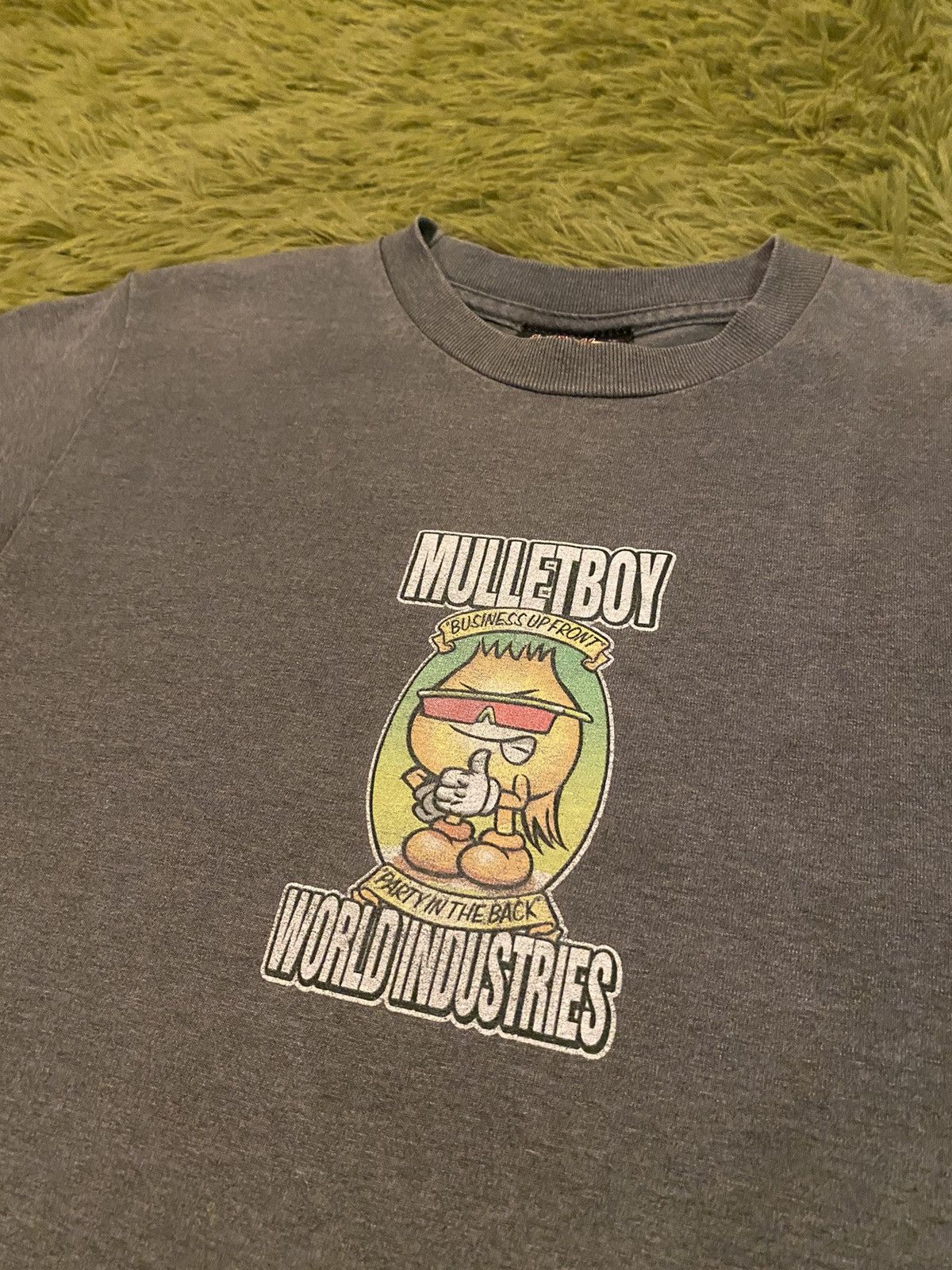Vintage Vintage World Industries Mullet Boy Skate Tee Size US S / EU 44-46 / 1 - 2 Thumbnail