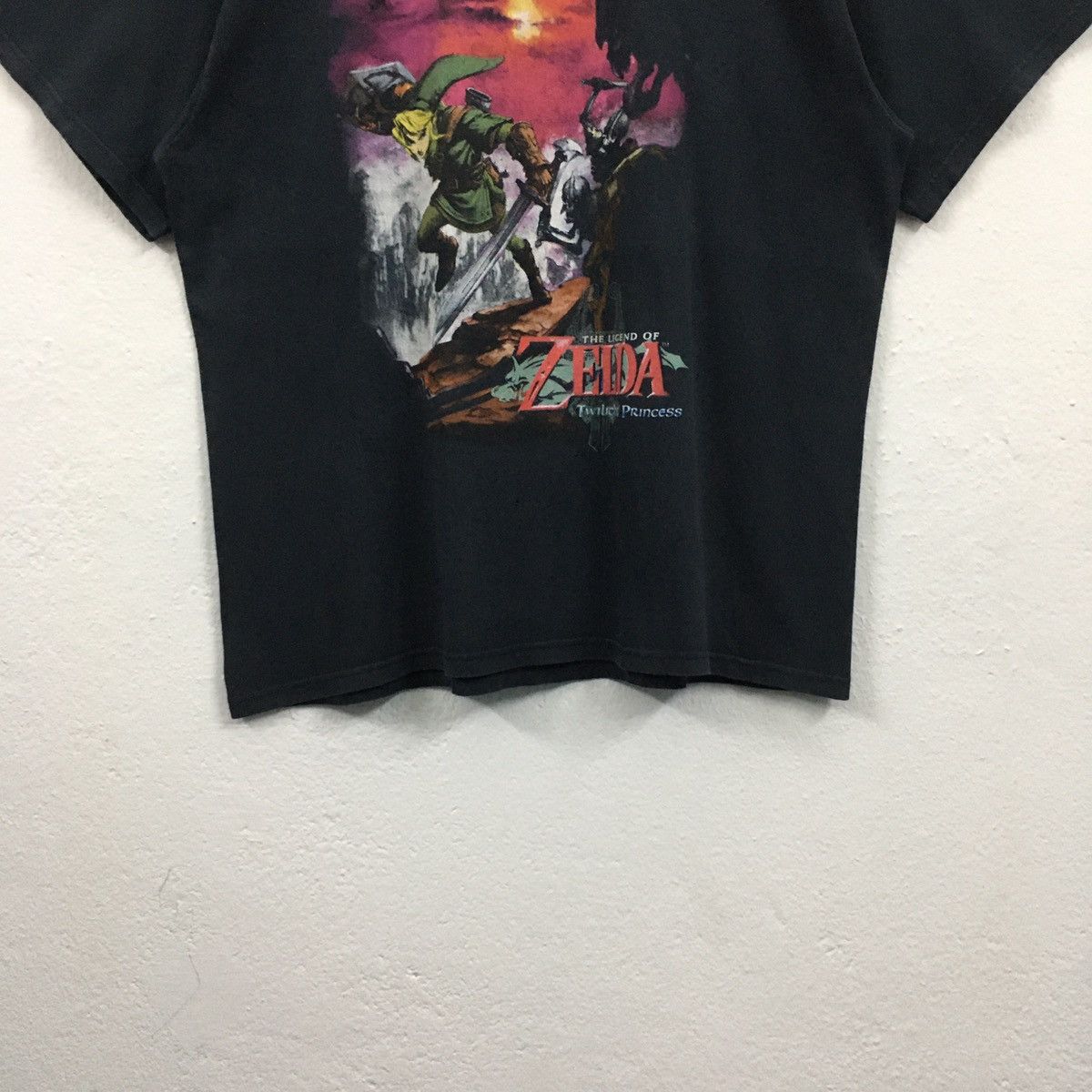 Rap Tees Vintage The Legend Of Zelda Tshirt Twilight Princess Rare Size US XL / EU 56 / 4 - 3 Thumbnail