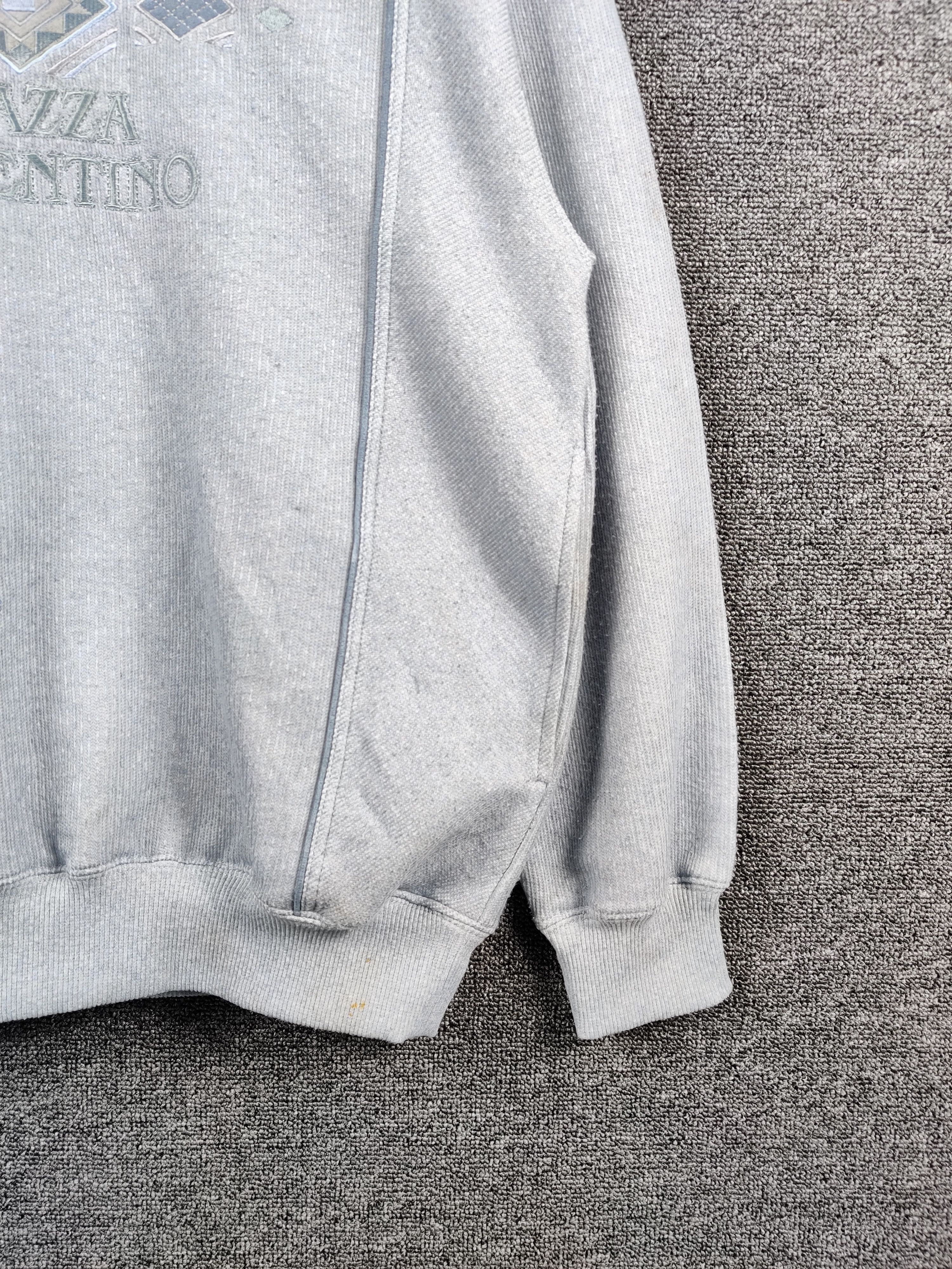 Japanese Brand Vintage Piazza Valentino Spell Out Crewneck Sweatshirt Size US L / EU 52-54 / 3 - 3 Thumbnail