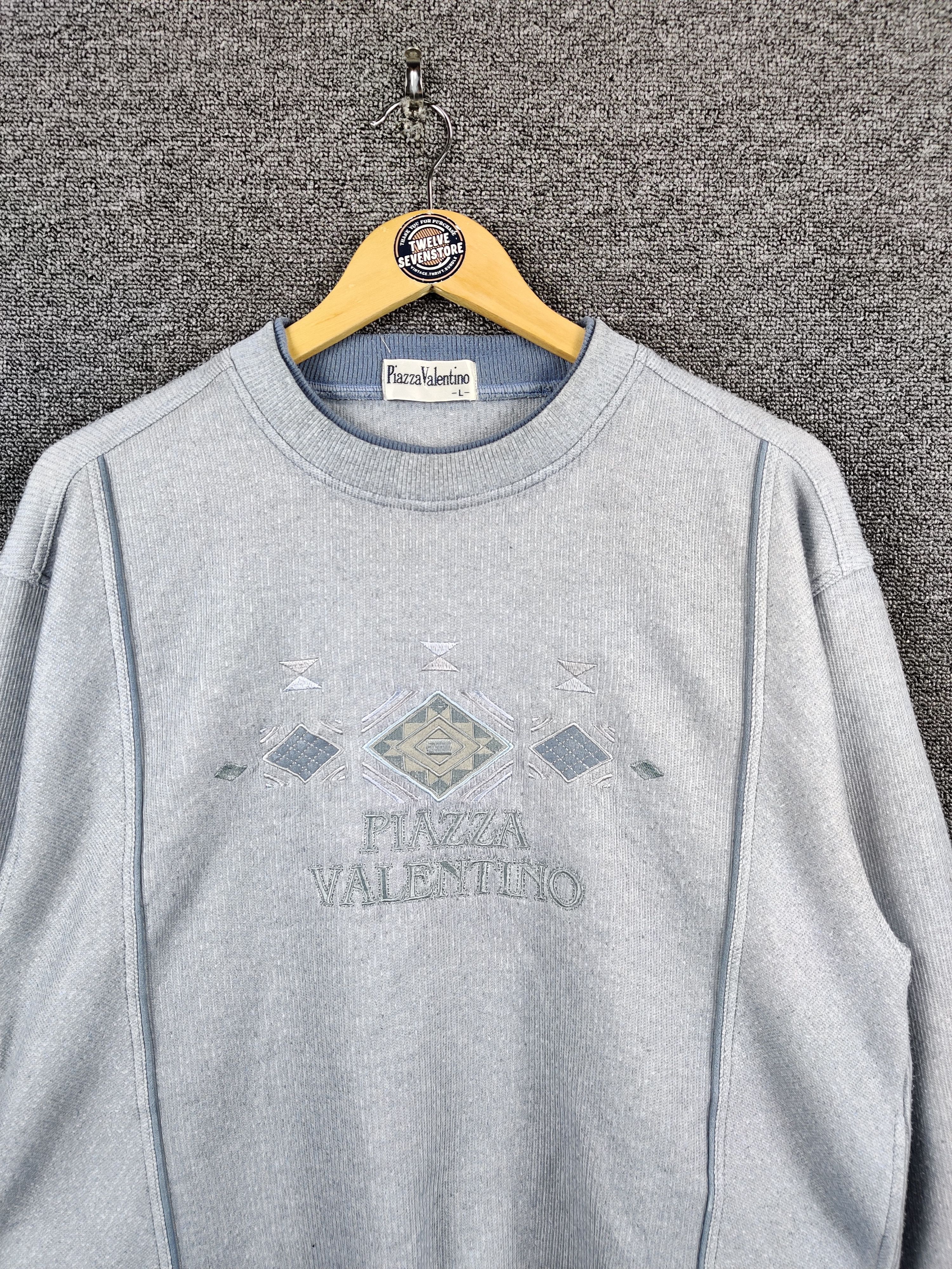 Japanese Brand Vintage Piazza Valentino Spell Out Crewneck Sweatshirt Size US L / EU 52-54 / 3 - 4 Thumbnail