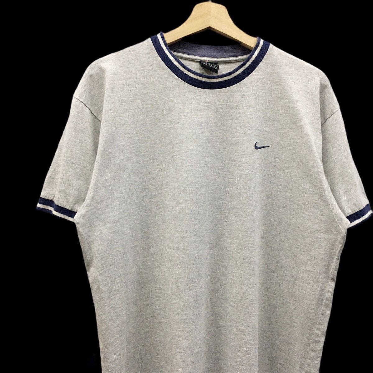 Nike × Vintage Rare Vintage Nike 90s Small Logo Embroidery Tee Size US M / EU 48-50 / 2 - 2 Thumbnail