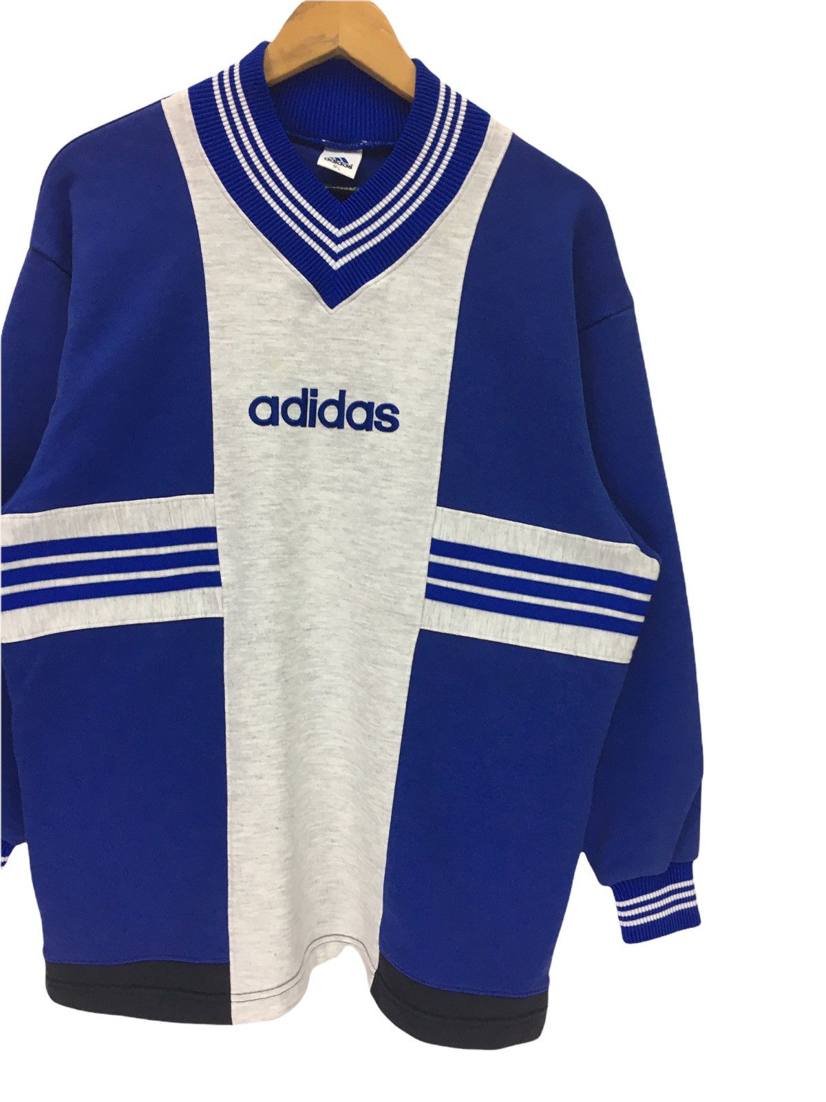 Adidas × Vintage Vintage Adidas Big Logo Nice Design Sweatshirt Size US L / EU 52-54 / 3 - 4 Thumbnail