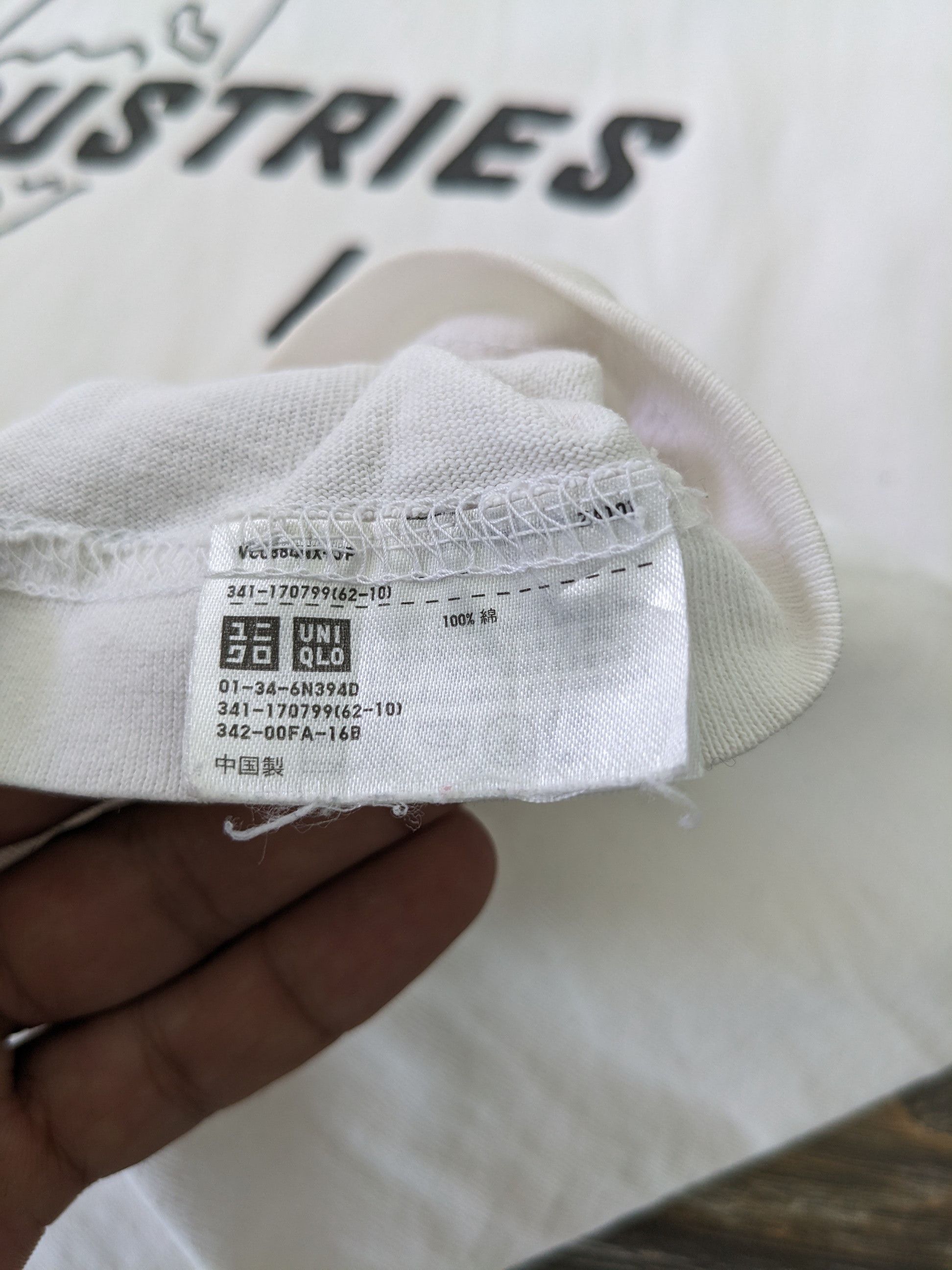 Japanese Brand × Uniqlo Uniqlo Tee Electric Musical Industries Ltd EMI Size US M / EU 48-50 / 2 - 3 Thumbnail
