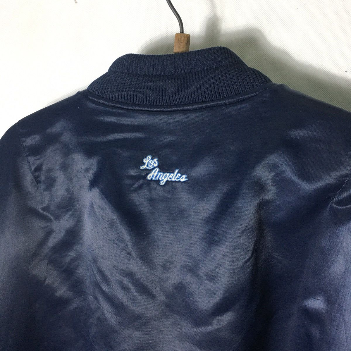 NBA × Vintage Vintage LA Lakers Reversible Bomber Flight Kobe Jacket Size US XXL / EU 58 / 5 - 6 Thumbnail