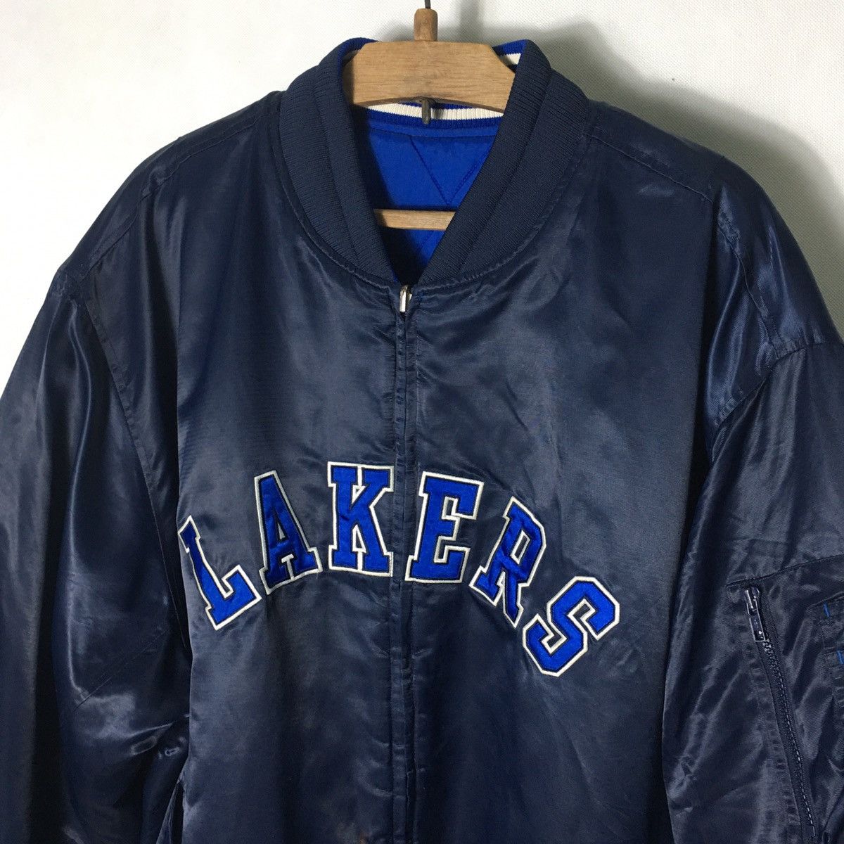 NBA × Vintage Vintage LA Lakers Reversible Bomber Flight Kobe Jacket Size US XXL / EU 58 / 5 - 5 Thumbnail