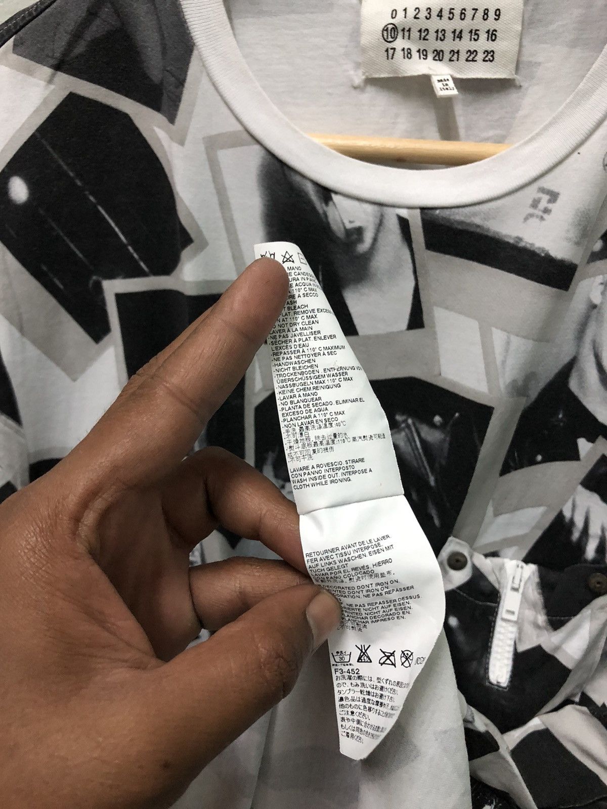Maison Margiela MAISON MARGIELA POLAROID AND PEACE, JOY TEE FULLPRINT Size US M / EU 48-50 / 2 - 10 Thumbnail