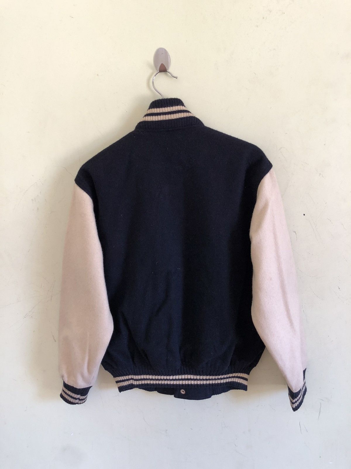 Japanese Brand 🔥LAKE FIELD YOUNG ACTIVE LIFE VARSIT STADIUM BOMBER JACKET Size US M / EU 48-50 / 2 - 5 Thumbnail