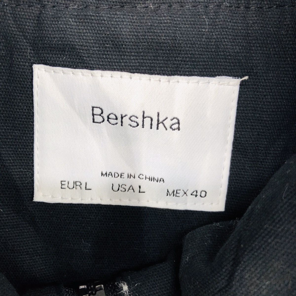 Bershka 🔥RIOT BERSHKA BROKEN DREAM RECORDING STATUS JACKET Size US L / EU 52-54 / 3 - 8 Thumbnail