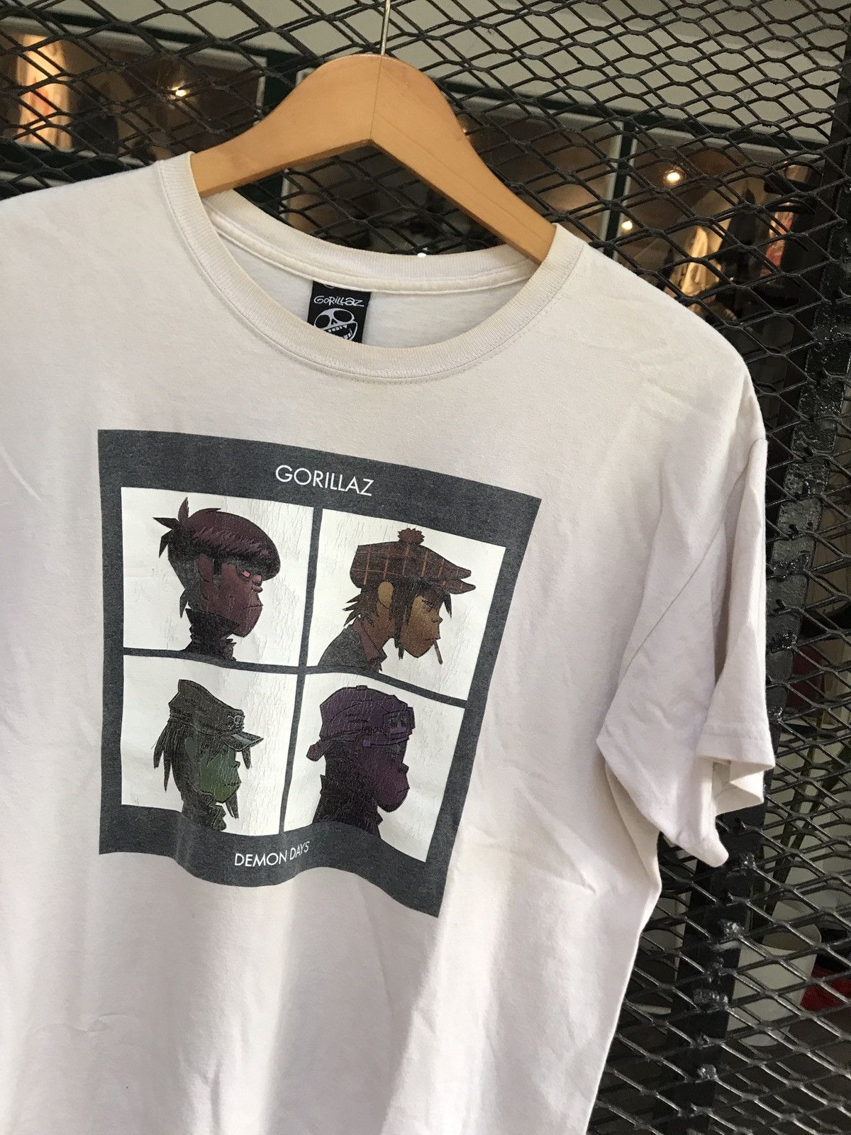 Vintage VINTAGE GORILLAZ DEMON DAYS Size US L / EU 52-54 / 3 - 2 Thumbnail