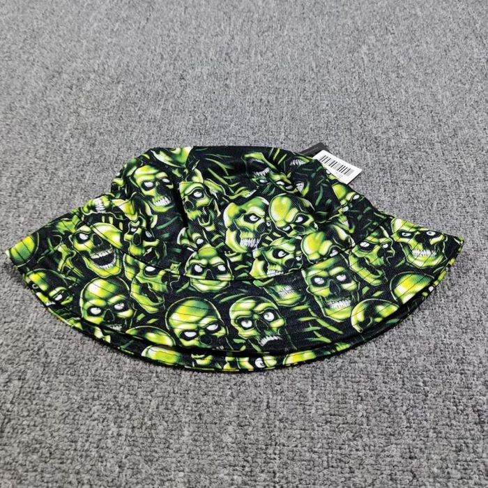 Skull pile cheap bucket hat