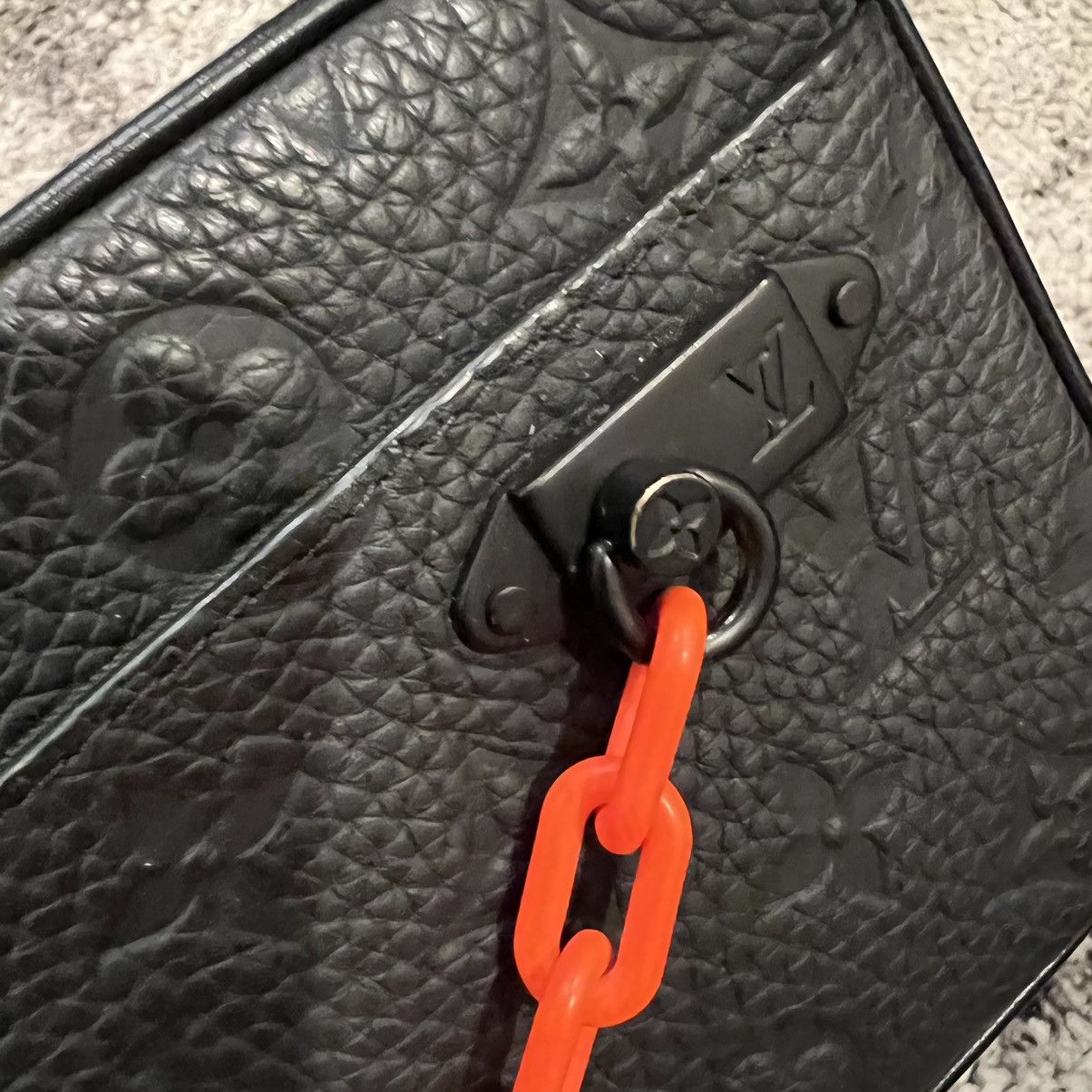 Louis Vuitton SUPER RARE 2017 Louis Vuitton Monogram Volga Bag STAFF Size ONE SIZE - 6 Thumbnail
