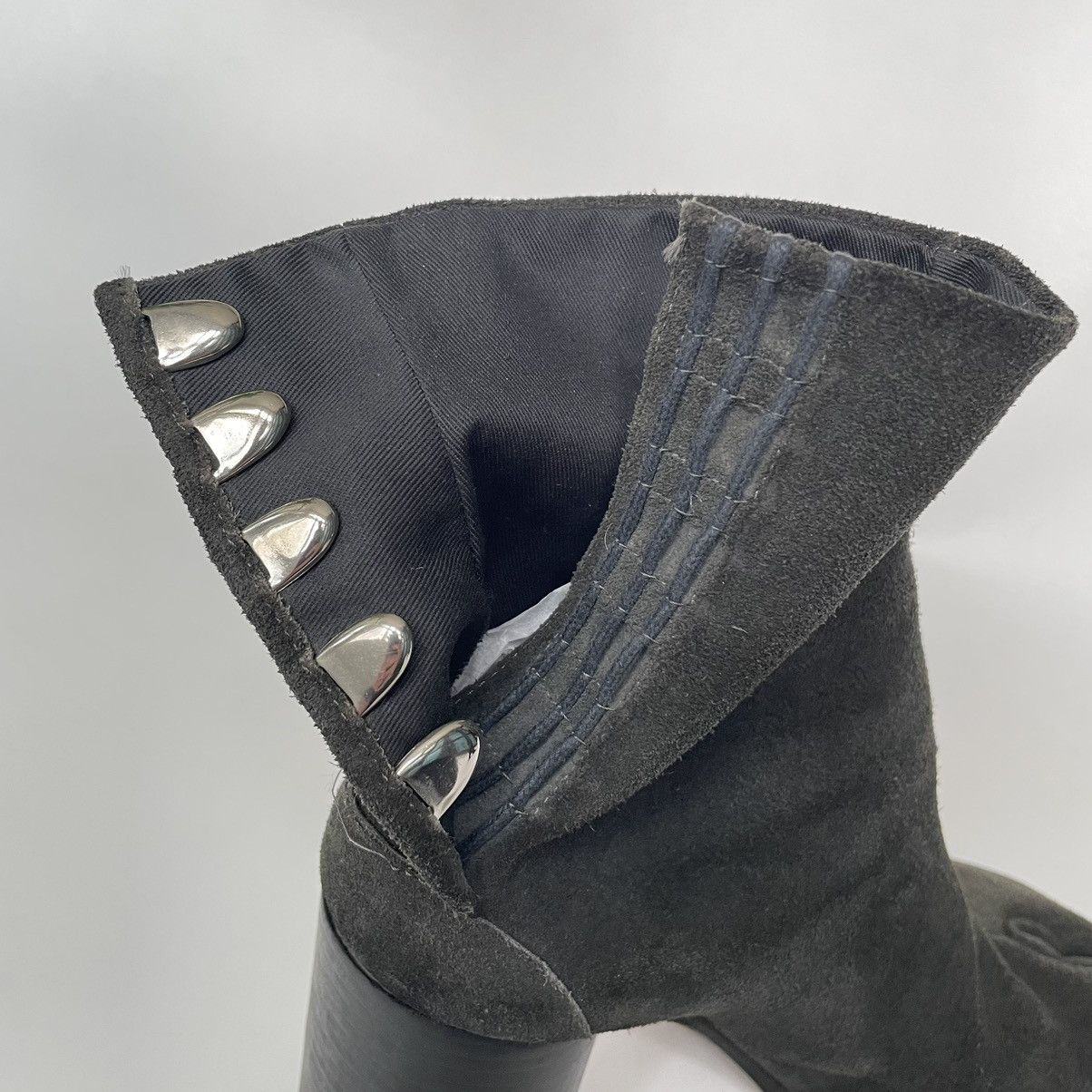 Maison Margiela Grey Suede 1990s OG Tabi Boots Size US 8 / IT 38 - 7 Thumbnail