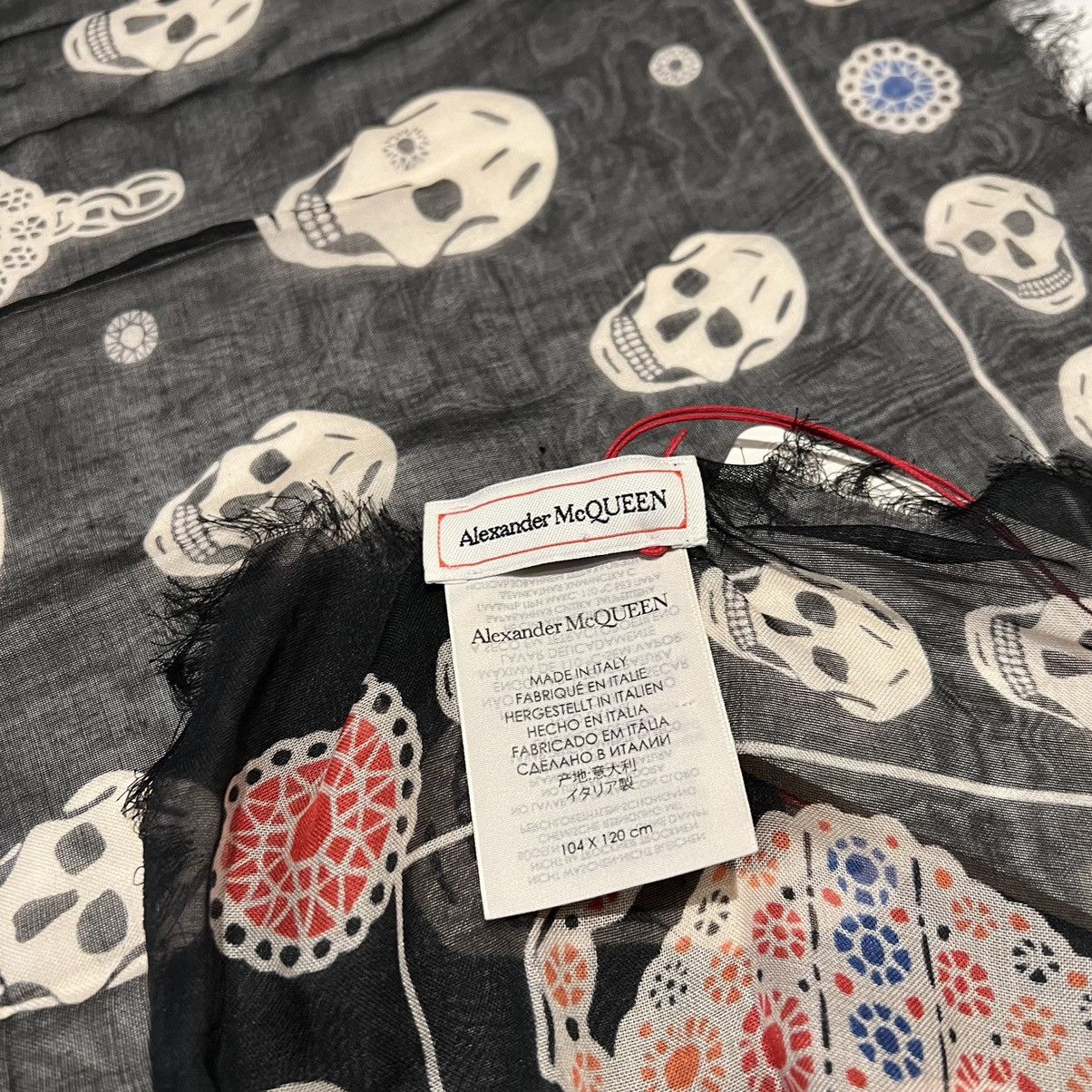 Alexander McQueen $400 Alexander McQueen RARE Spider Diamond Skeleton Scarf Size ONE SIZE - 5 Thumbnail