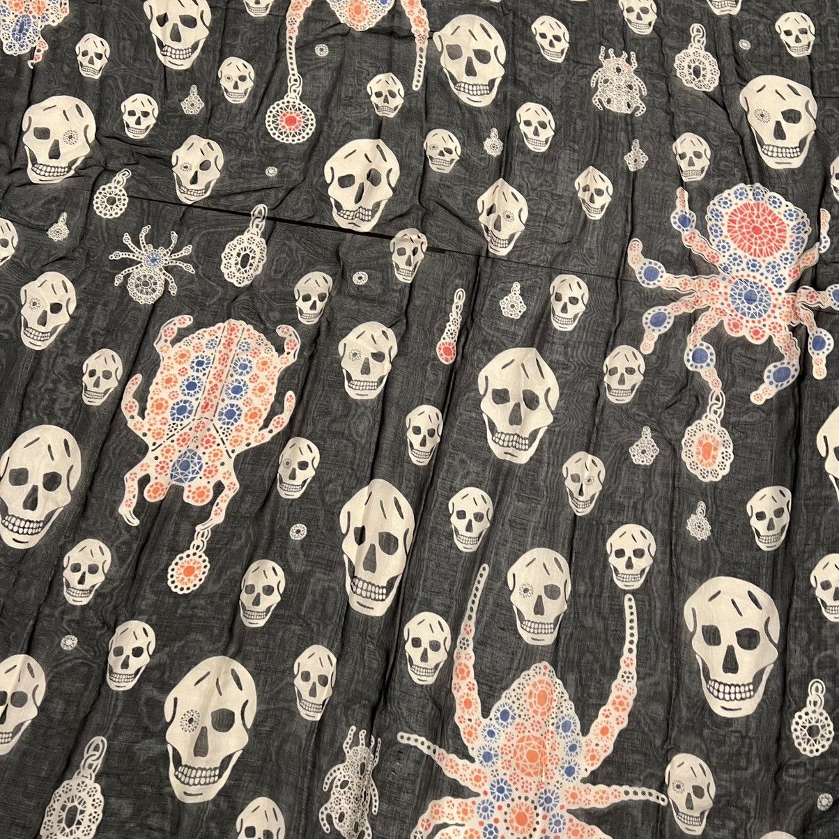 Alexander McQueen $400 Alexander McQueen RARE Spider Diamond Skeleton Scarf Size ONE SIZE - 4 Thumbnail