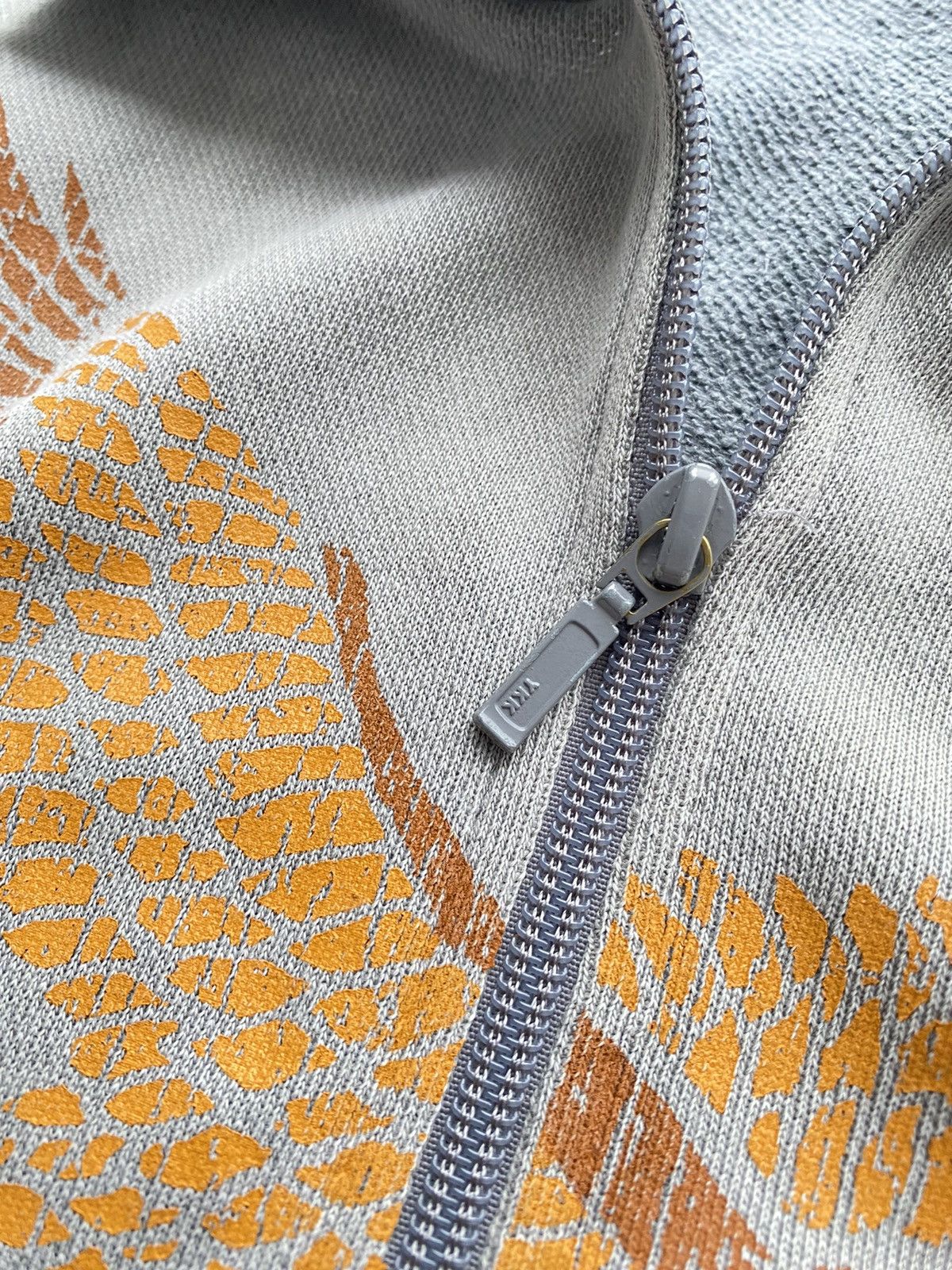 Calvin Klein × Vintage Vintage Y2K Calvin Klein Full Zip Faded Size US XL / EU 56 / 4 - 12 Thumbnail