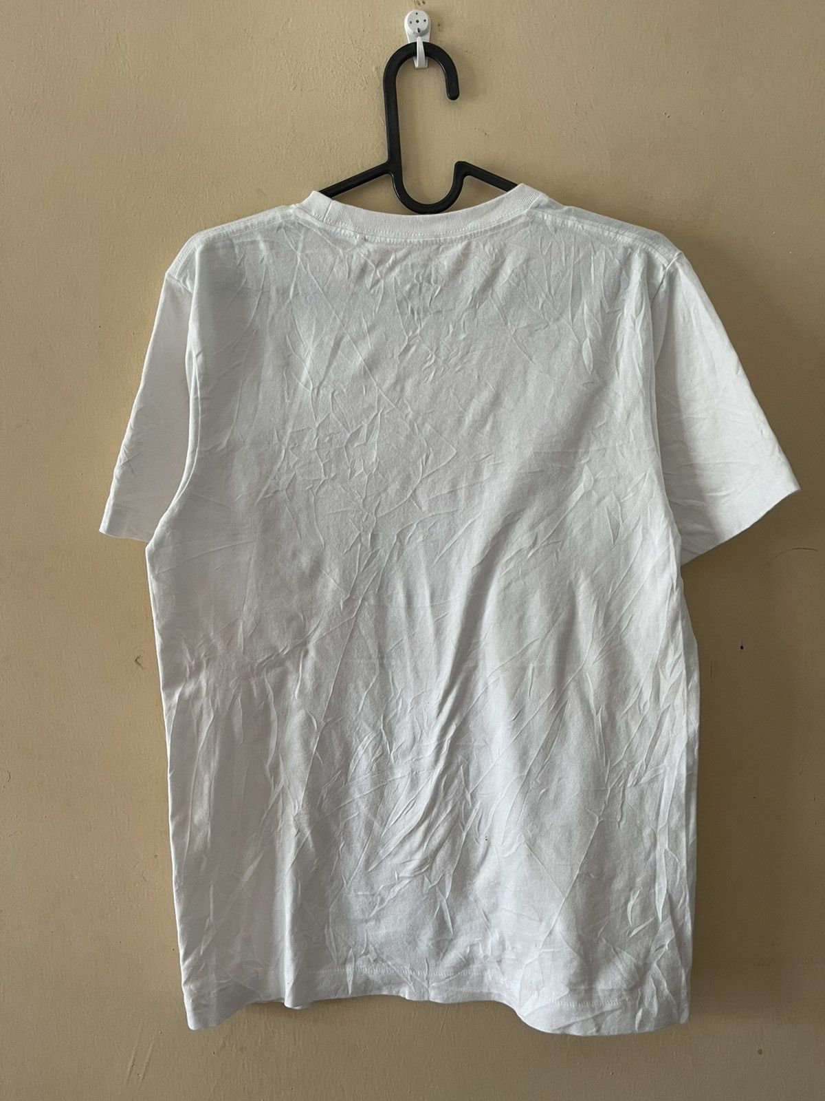 Kaws × Uniqlo kaws x uniqlo big print tshirt xs Size US XS / EU 42 / 0 - 4 Thumbnail