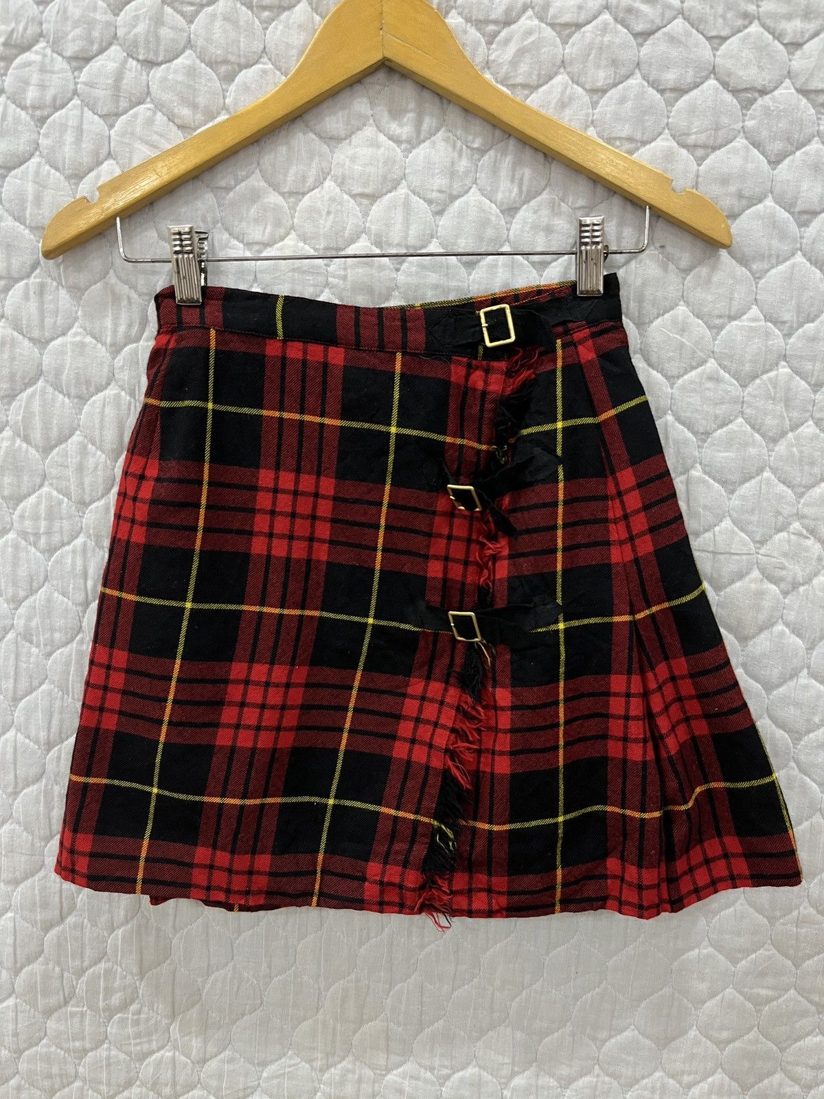 Junko Shimada (Nnnn). JUNKO SHIMADA PLAID TARTAN WRAP SKIRTS Size 24" / US 00 / IT 34 - 1 Thumbnail