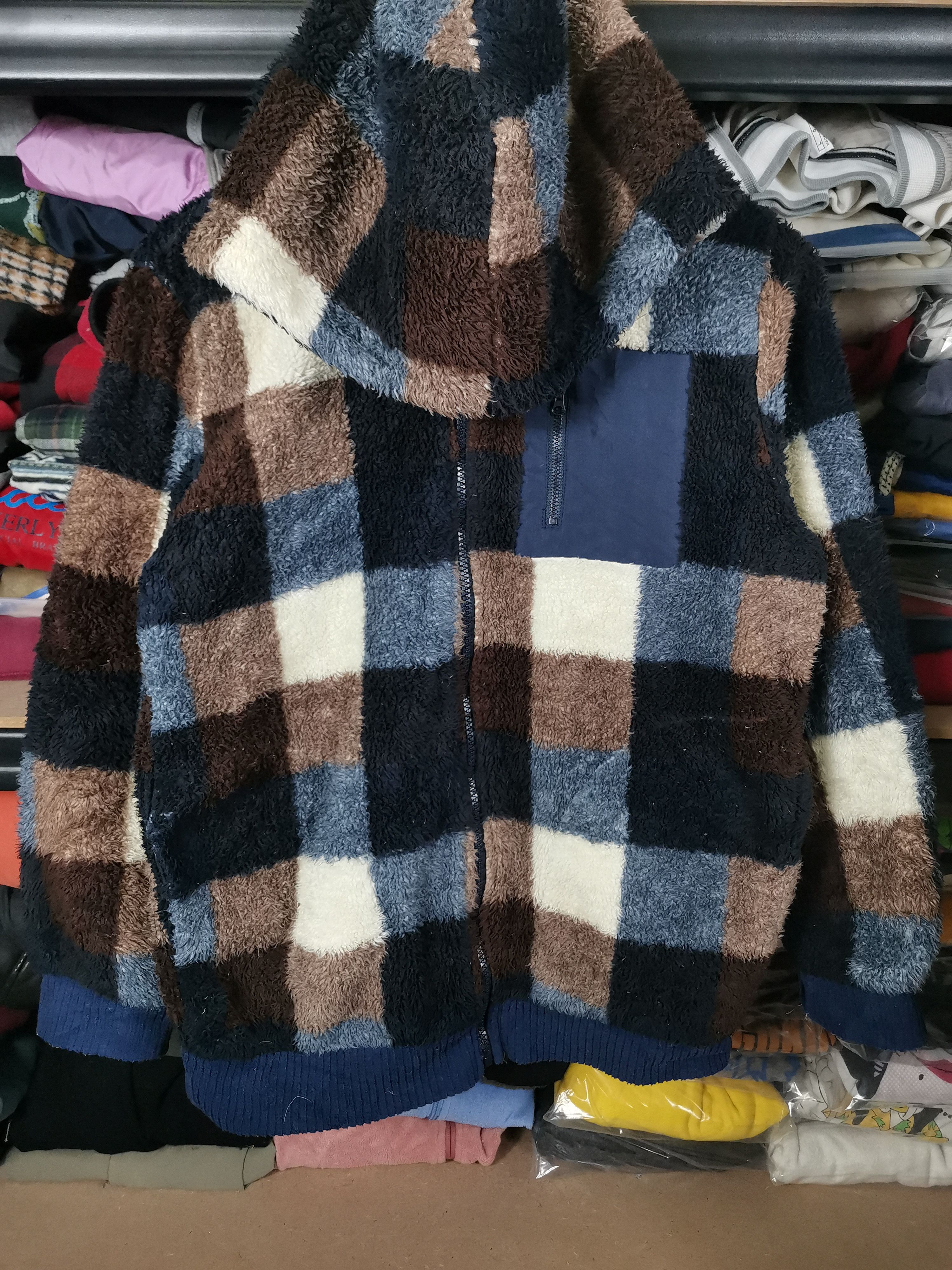 Japanese Brand Vintage Japanese Brand Deep Pile Sherpa Jacket Size US M / EU 48-50 / 2 - 1 Thumbnail