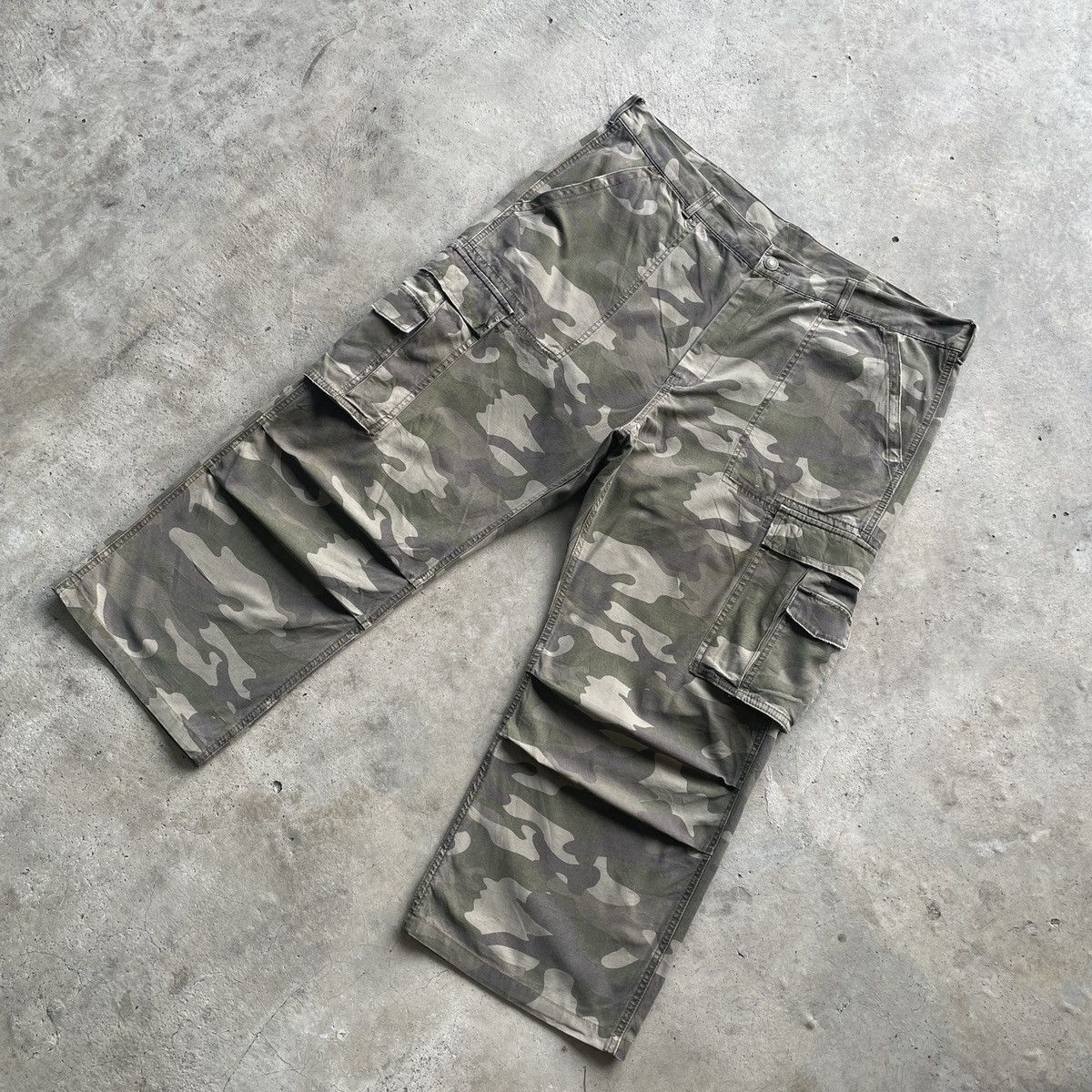 Japanese Brand W41🔥 Vintage Mc.sp Faded Camo Cargo 8 Pocket Pants Tactical Size US 41 - 2 Thumbnail