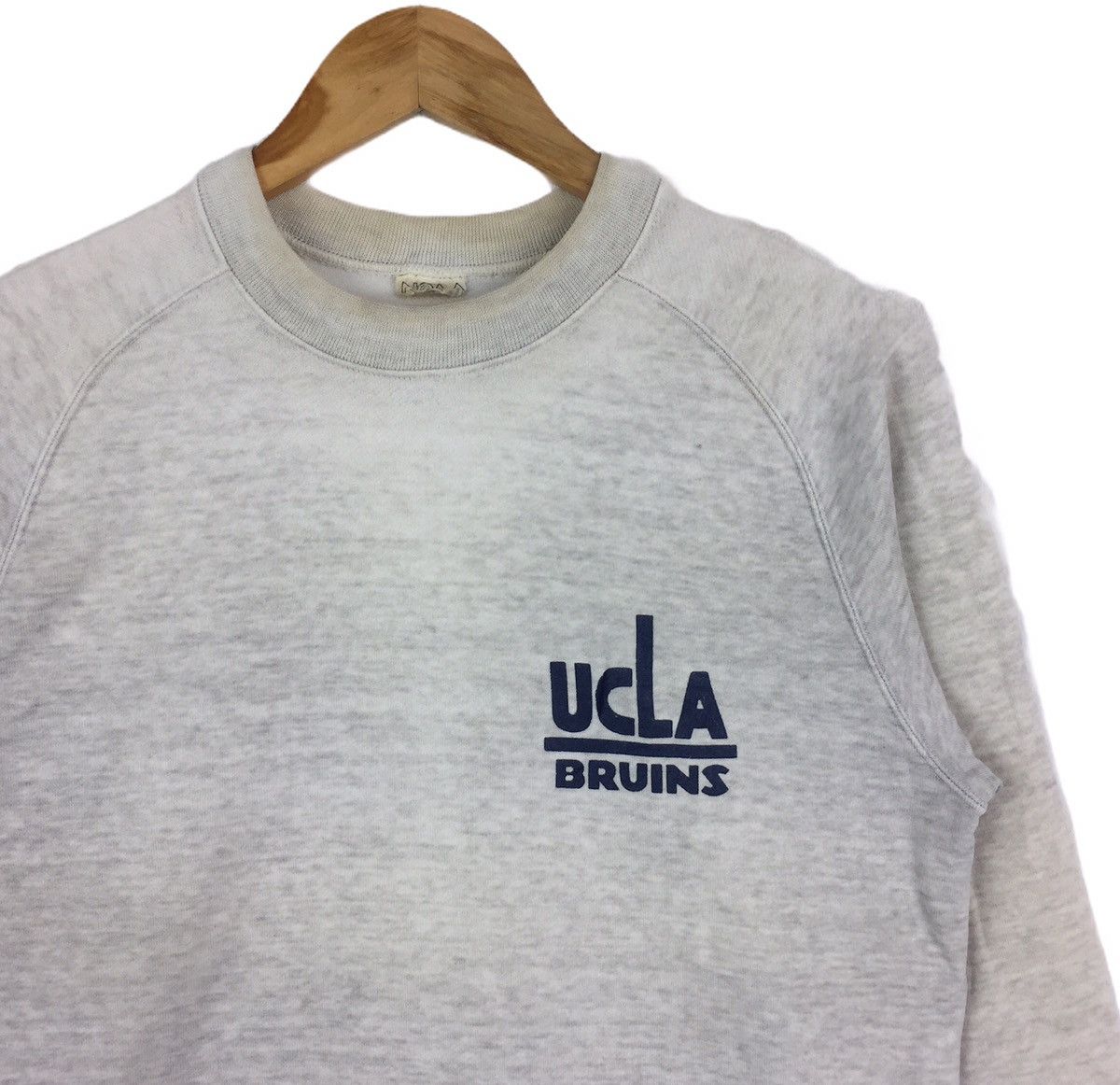 NCAA Vintage ucla bruins Sweatshirt Casual Jumper Streetwear Size US S / EU 44-46 / 1 - 3 Thumbnail