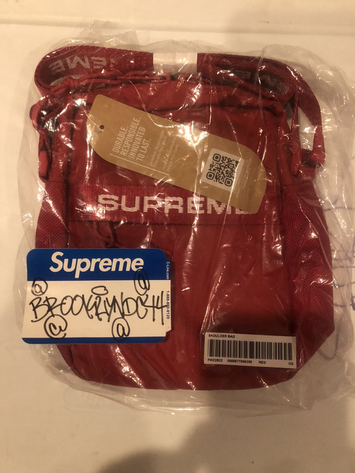 Supreme Shoulder Bag FW22 Red New With Tags