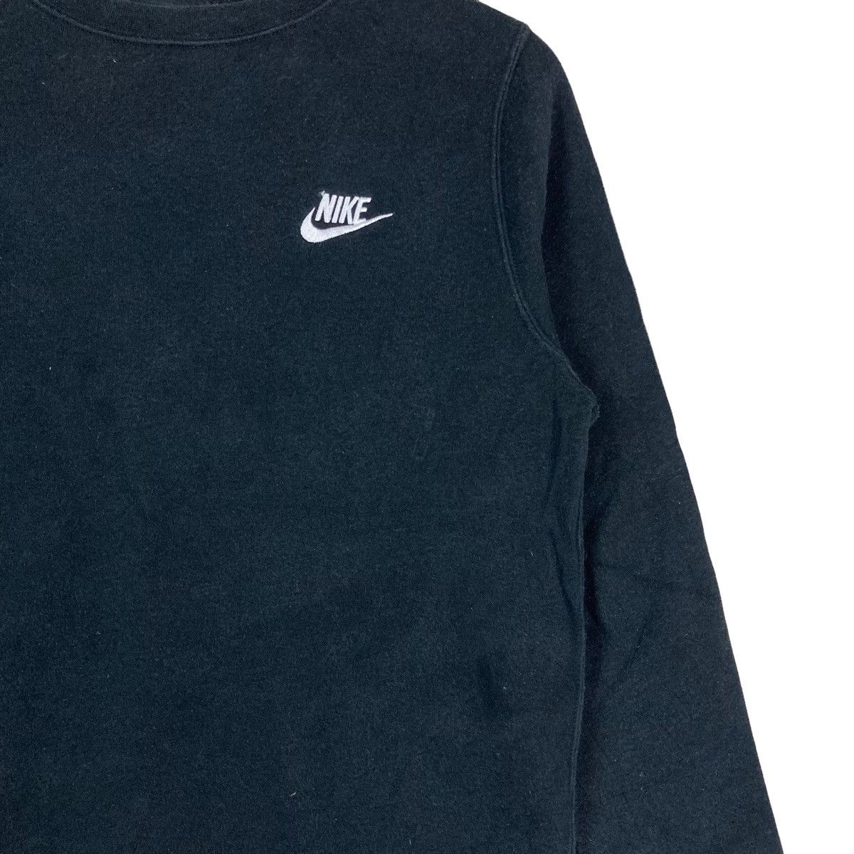 Nike Nike Small Logo Pullover Jumper Sweatshirt Size US L / EU 52-54 / 3 - 3 Thumbnail