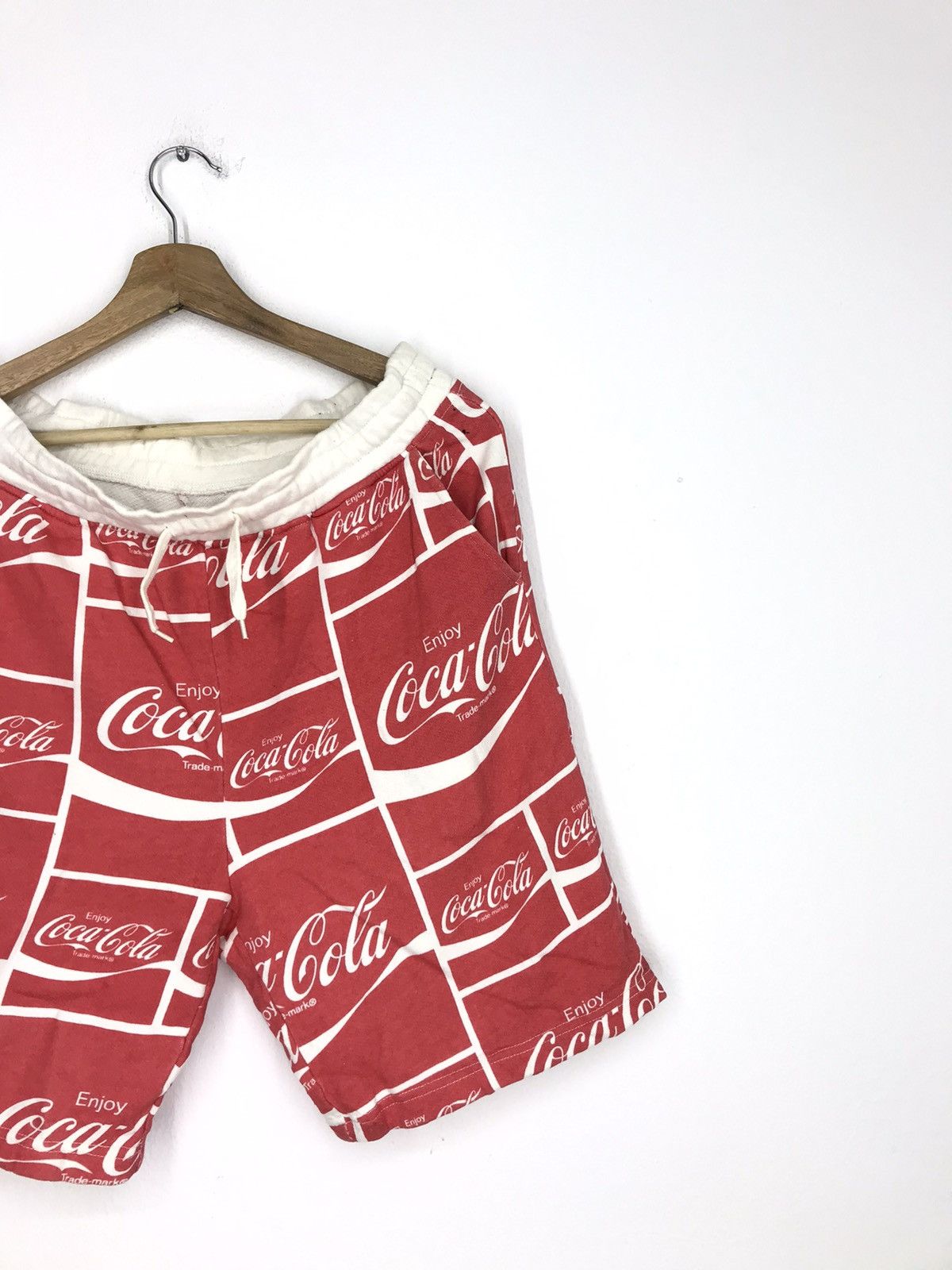 Coca Cola Vintage Coca Cola Full Print Short Pants Size US 30 / EU 46 - 2 Thumbnail