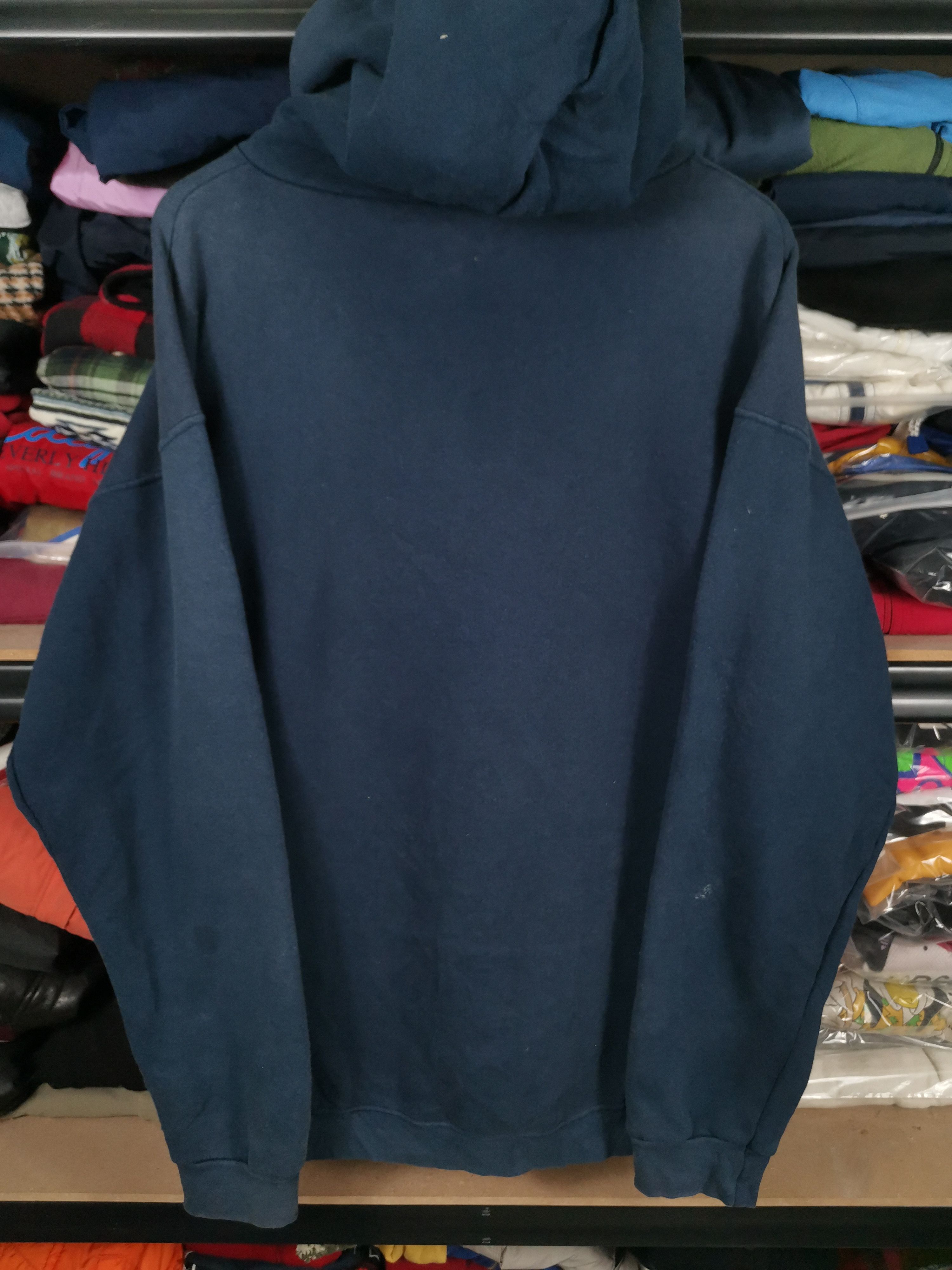 Nike Vintage Nike Center Red Sox Pullover Hoodie Distressed Size US L / EU 52-54 / 3 - 4 Thumbnail