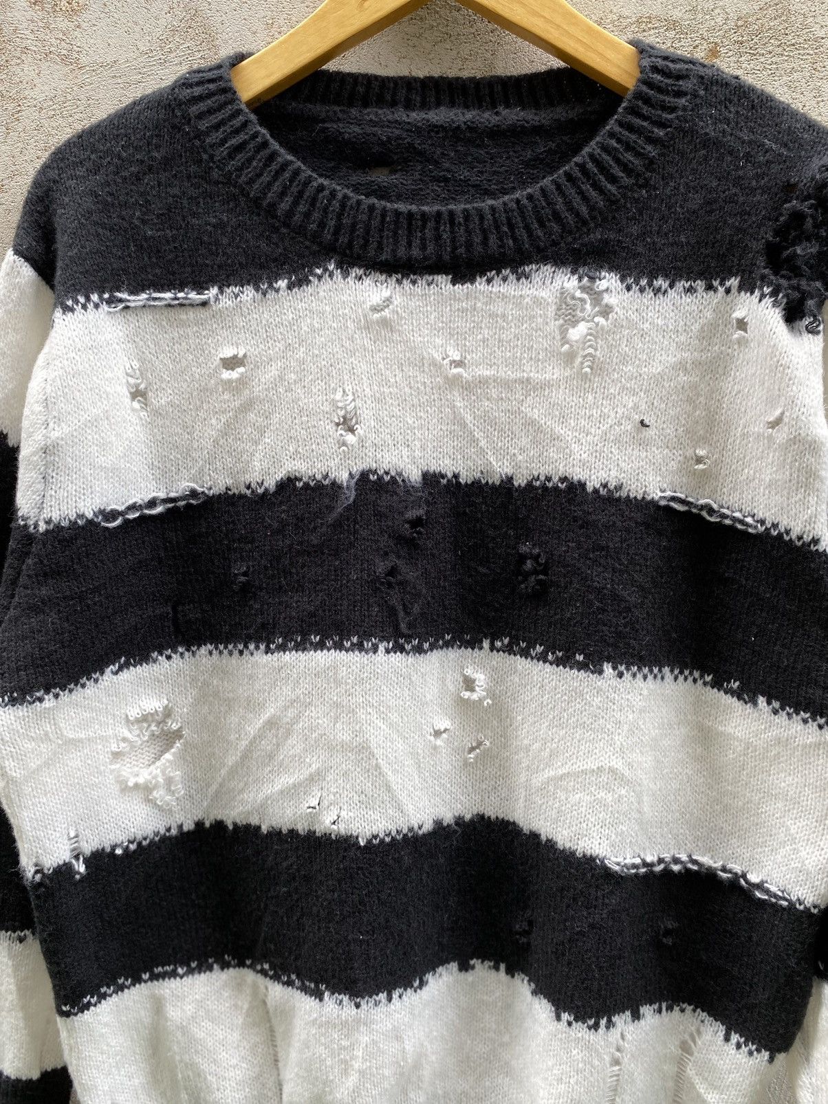 20471120 × Beauty Beast Japanese Brand Distressed Grunge Knit Sweater Size US M / EU 48-50 / 2 - 3 Thumbnail