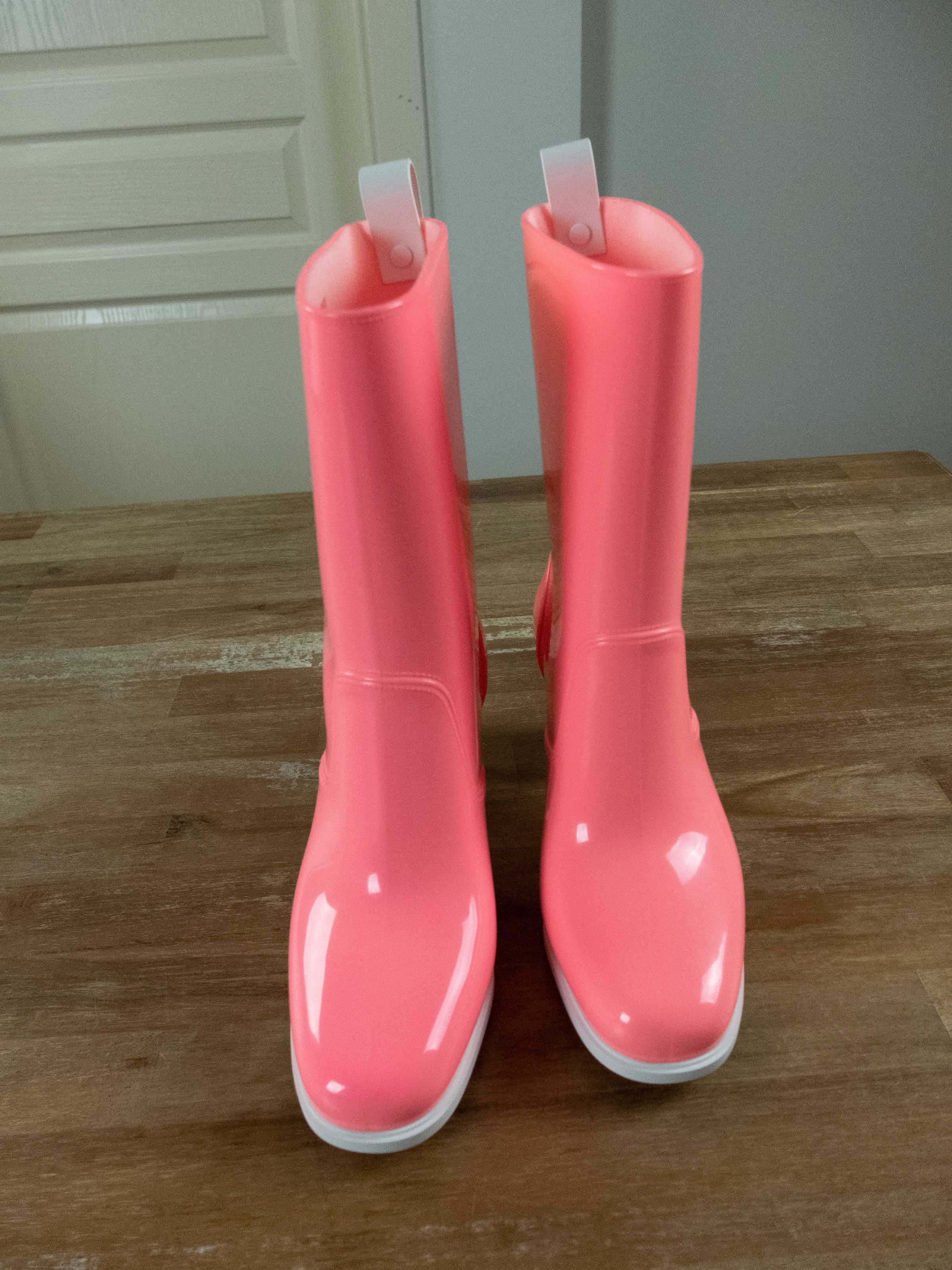 Christian Louboutin CHRISTIAN LOUBOUTIN Loubirain 70 pink PVC rain boots 8 38 Size US 8 / IT 38 - 1 Thumbnail