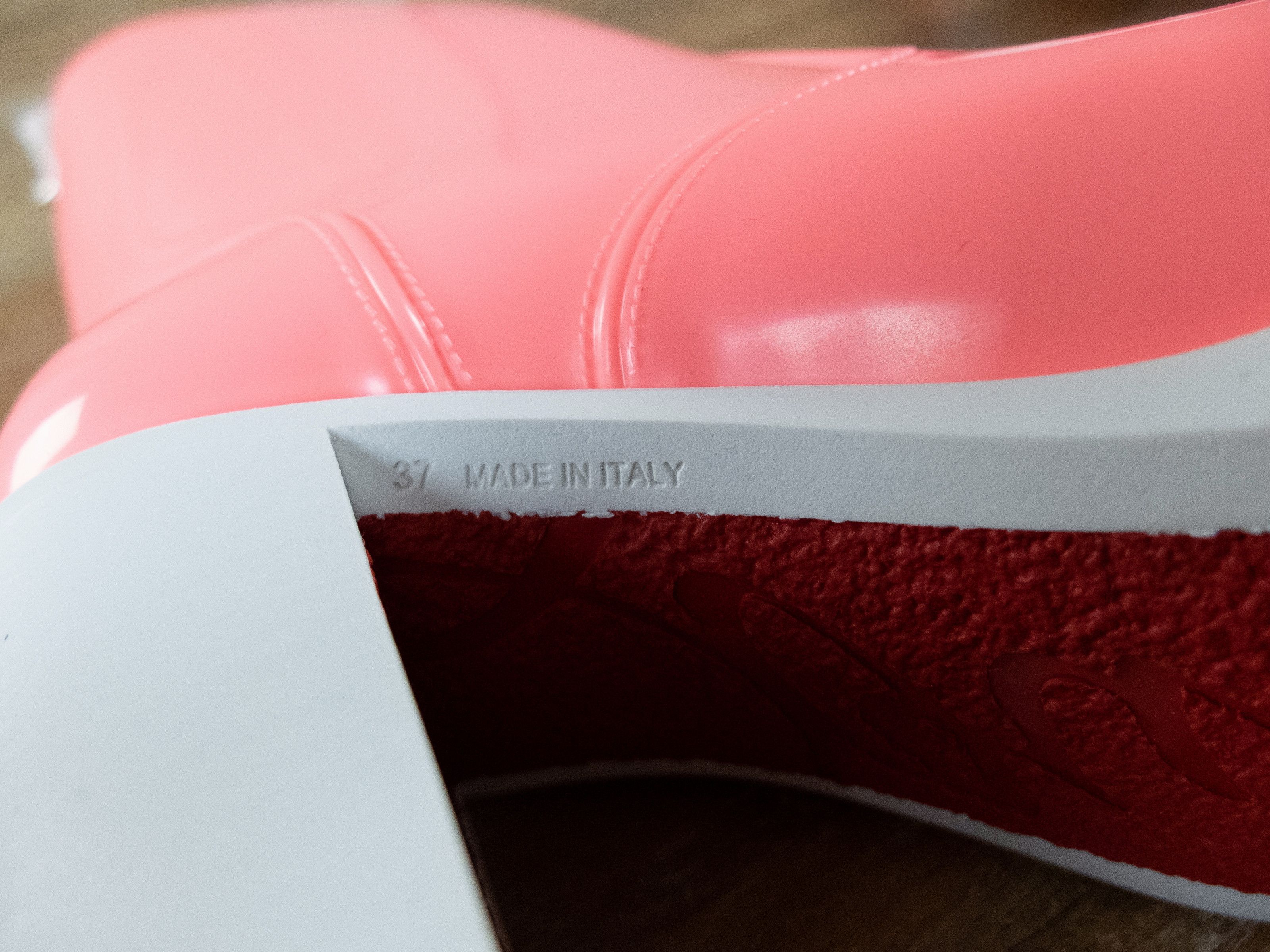 Christian Louboutin CHRISTIAN LOUBOUTIN Loubirain 70 pink PVC rain boots 7 37 Size US 7 / IT 37 - 9 Thumbnail