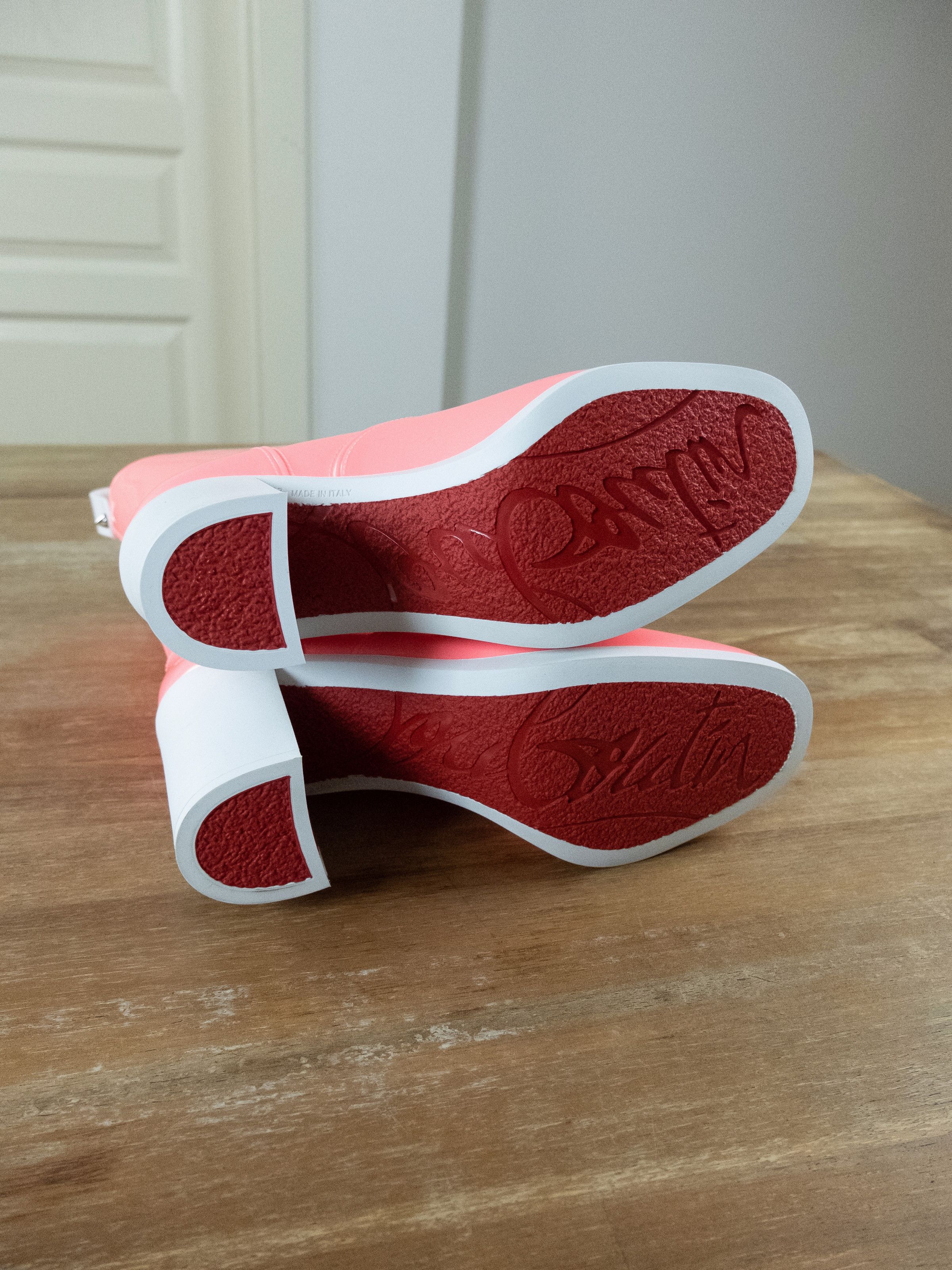 Christian Louboutin CHRISTIAN LOUBOUTIN Loubirain 70 pink PVC rain boots 7 37 Size US 7 / IT 37 - 8 Thumbnail