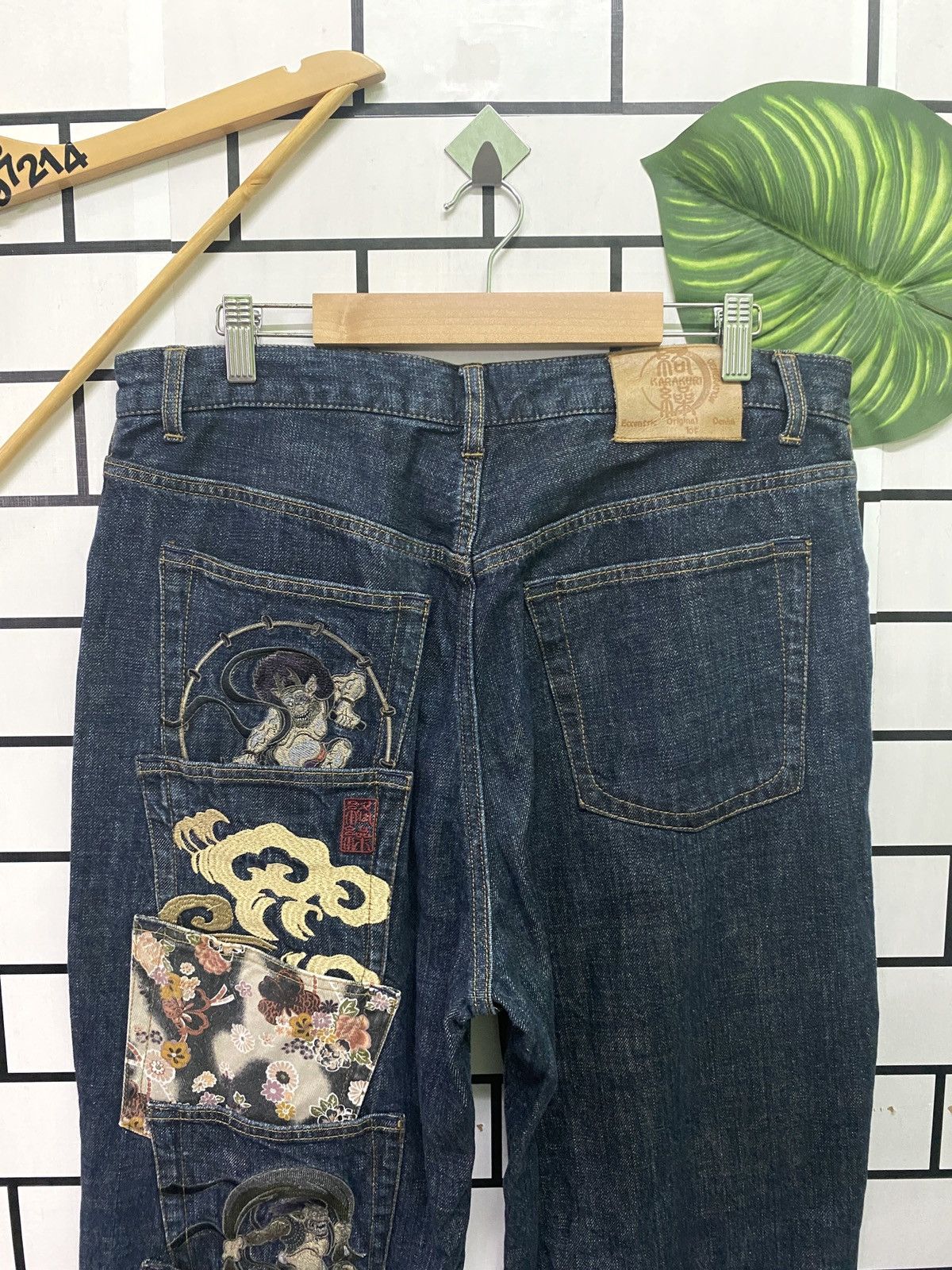 Japanese Brand Vintage KARAKURI TAMASHI MULTI POCKET EMBROIDERED DENIM PANT Size US 35 - 9 Thumbnail