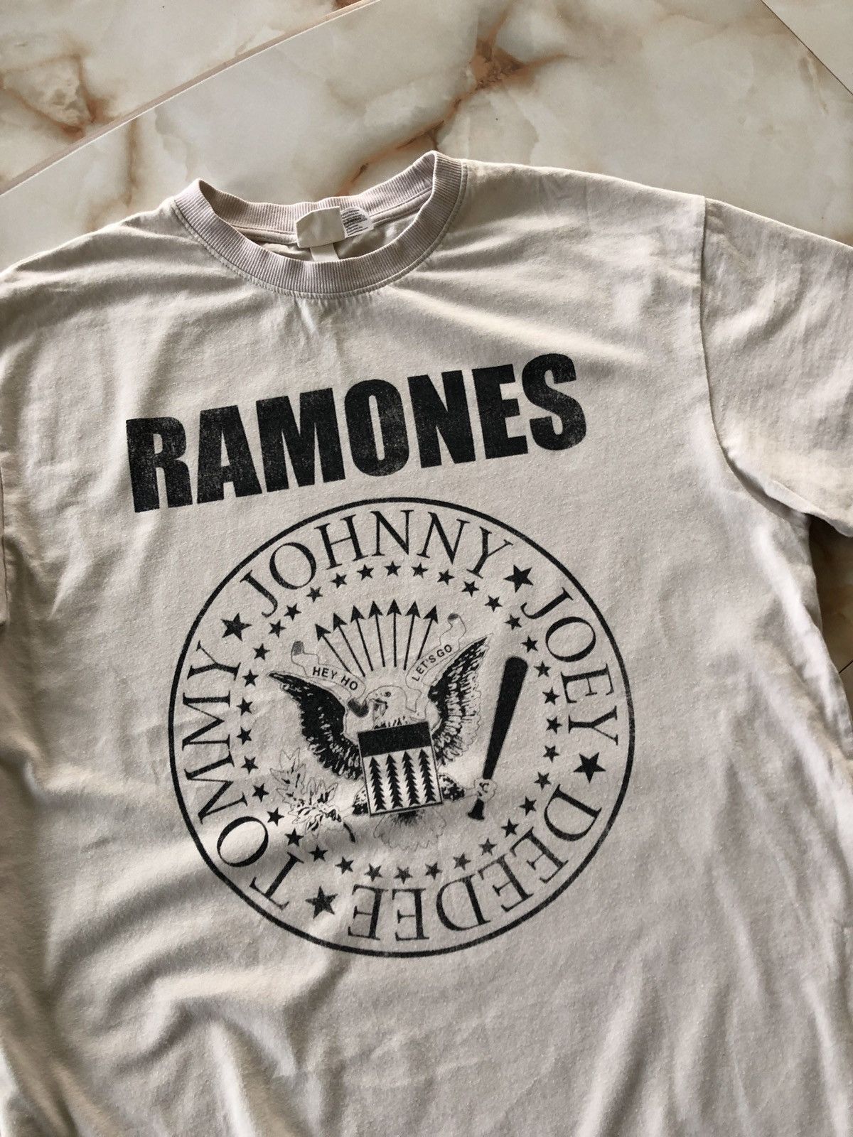 Band Tees × H&M H&M x Ramones Big Logo Tee Size US S / EU 44-46 / 1 - 2 Thumbnail
