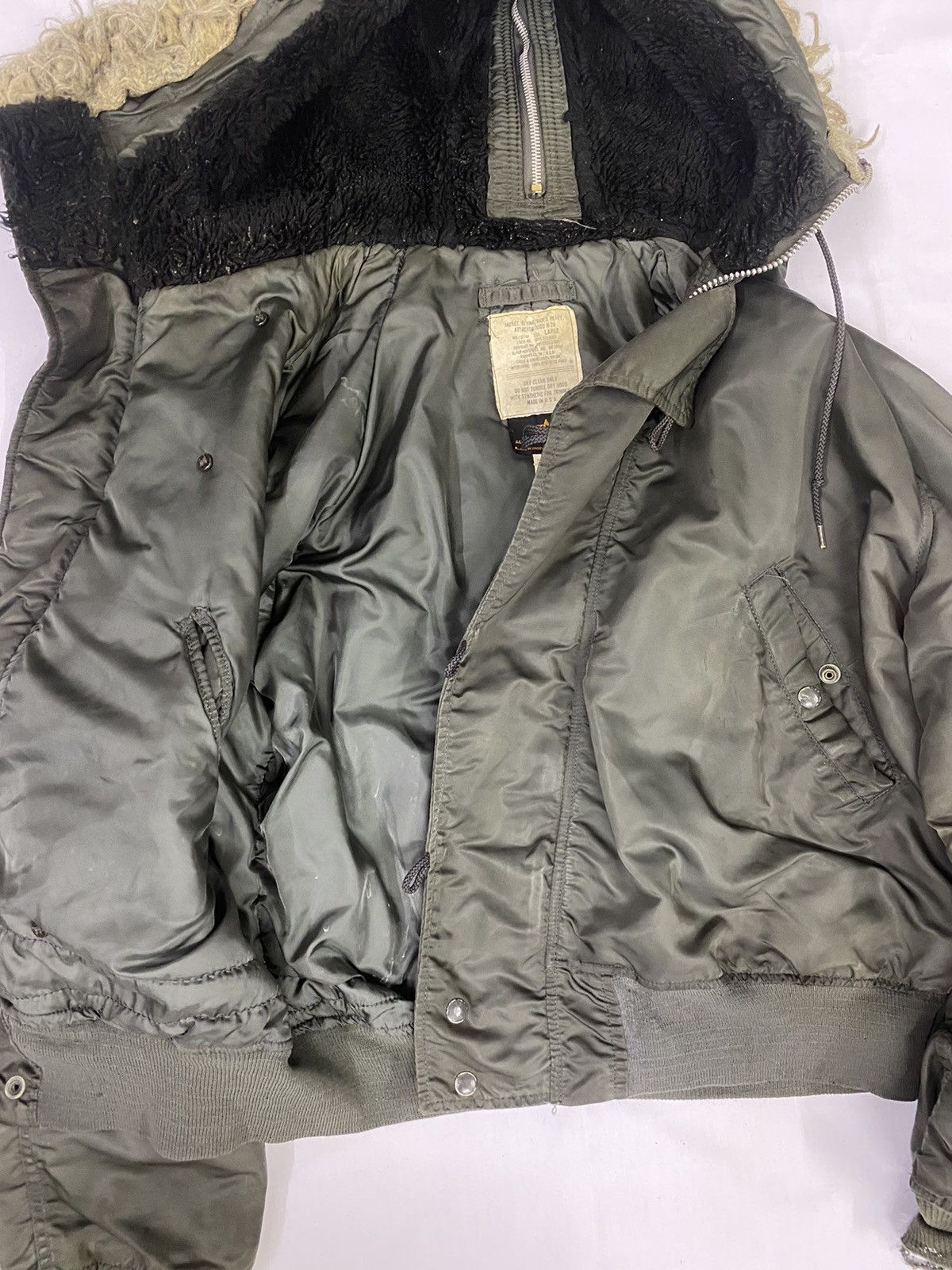 Alpha Industries Vintage Alpha Industries Flying Man Bomber Fur Hoodie Jacket Size US L / EU 52-54 / 3 - 8 Thumbnail