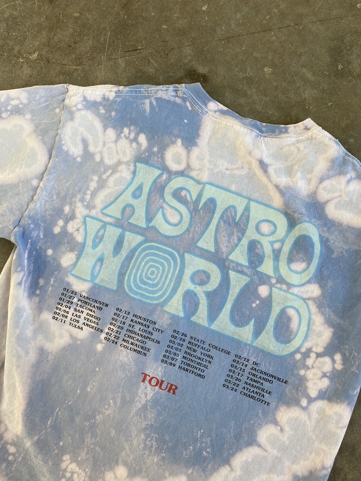 Travis Scott Travis Scott Tie Dye Astronaut Astroworld Tee Medium ❄️🥣🧊 Size US M / EU 48-50 / 2 - 4 Thumbnail