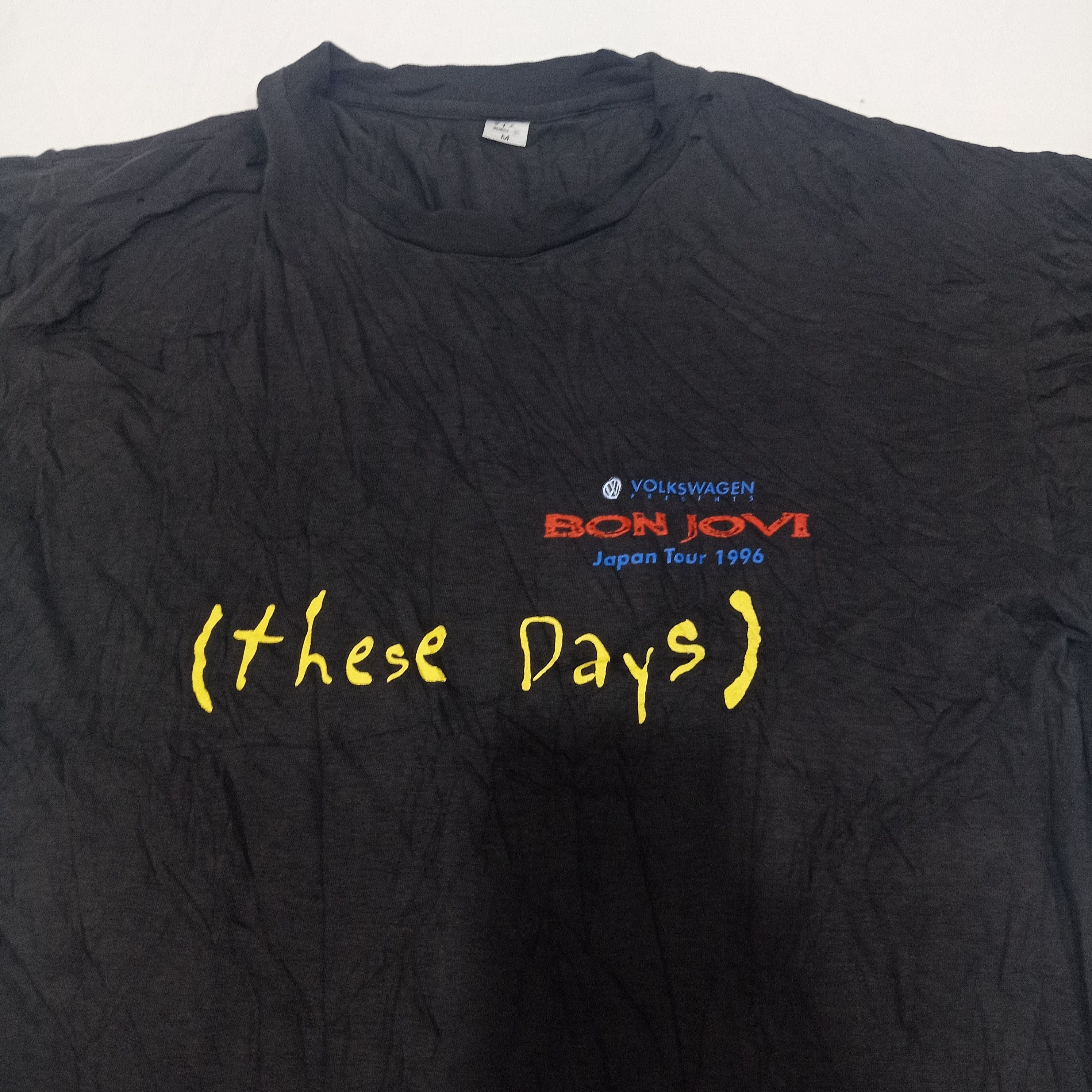 Band Tees × Bon Jovi × Vintage VINTAGE 90s FADED THRASHED BONJOVI JAPAN TOUR Size US M / EU 48-50 / 2 - 5 Thumbnail